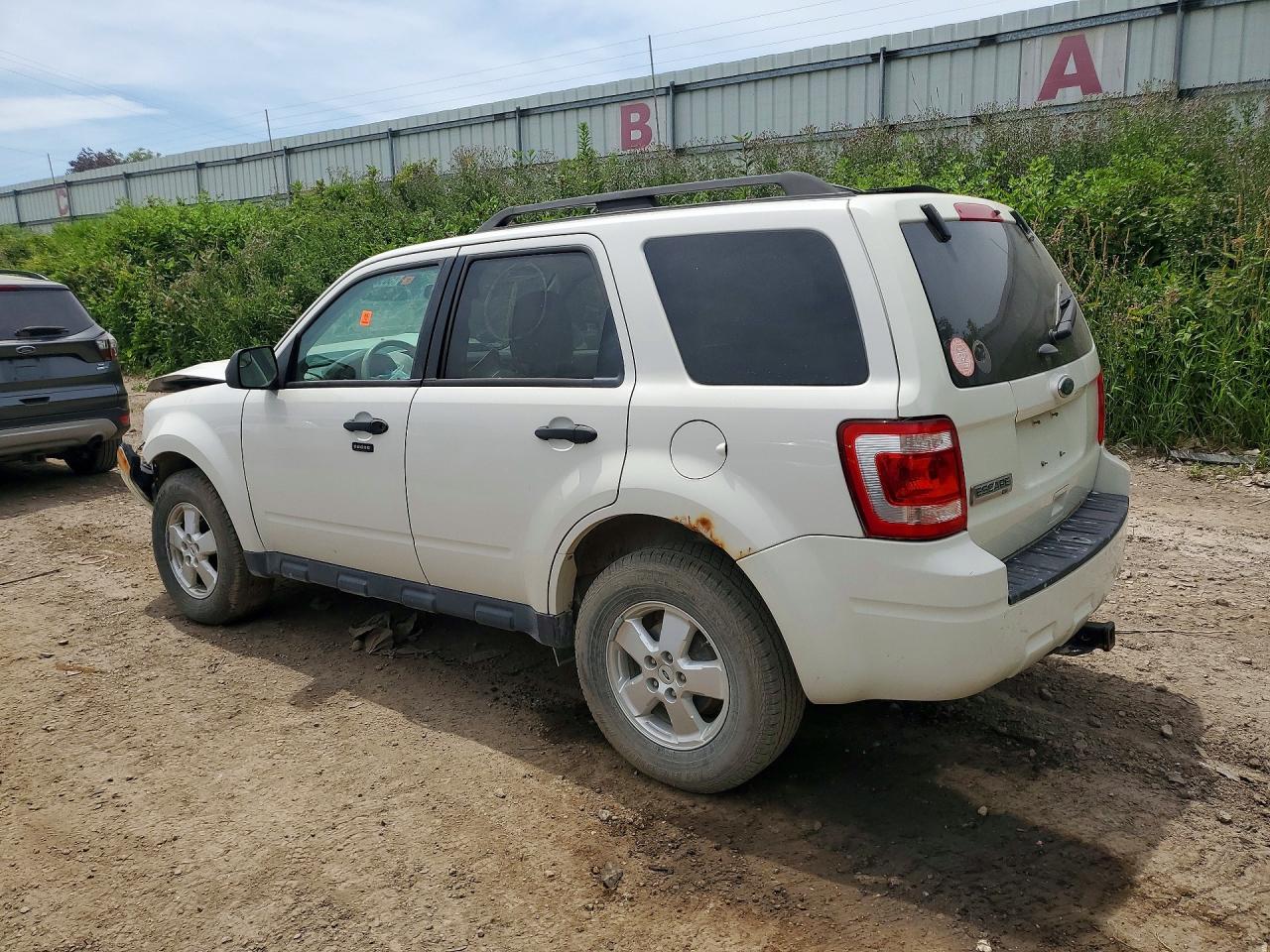 2012 Ford Escape Xlt White vin: 1FMCU0D7XCKA05526