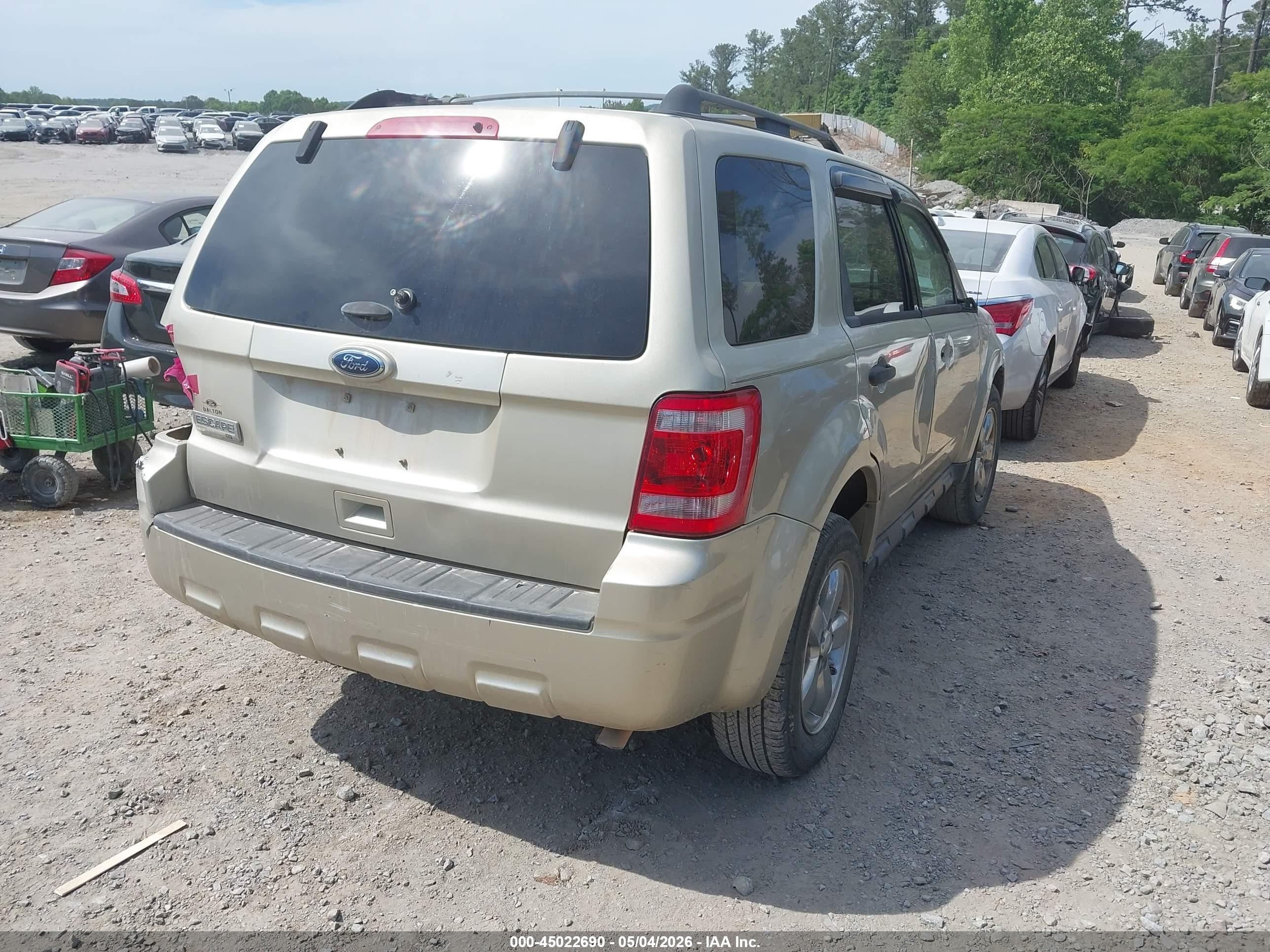 2012 Ford Escape Xlt Золотой vin: 1FMCU0D7XCKB48749