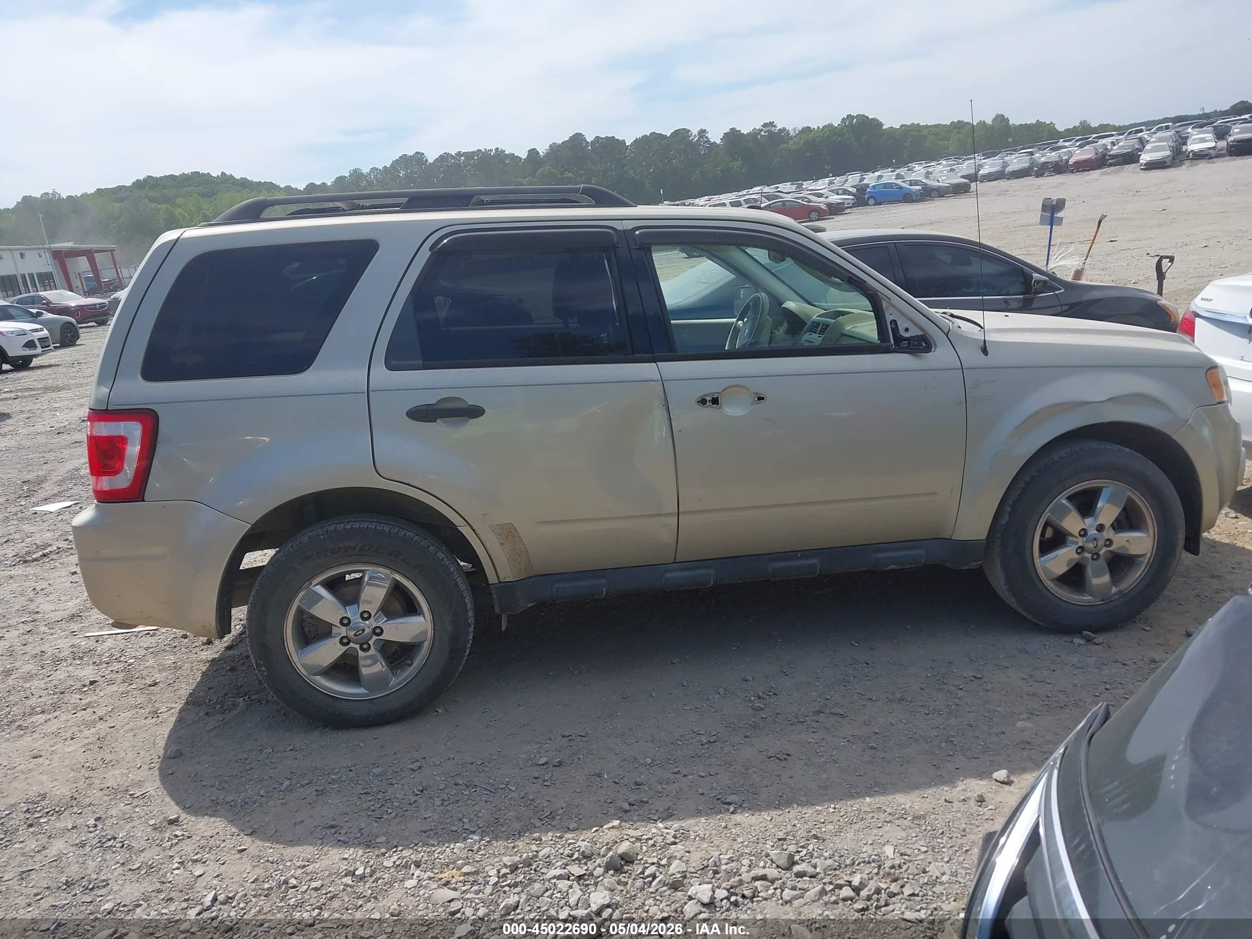 2012 Ford Escape Xlt Золотой vin: 1FMCU0D7XCKB48749