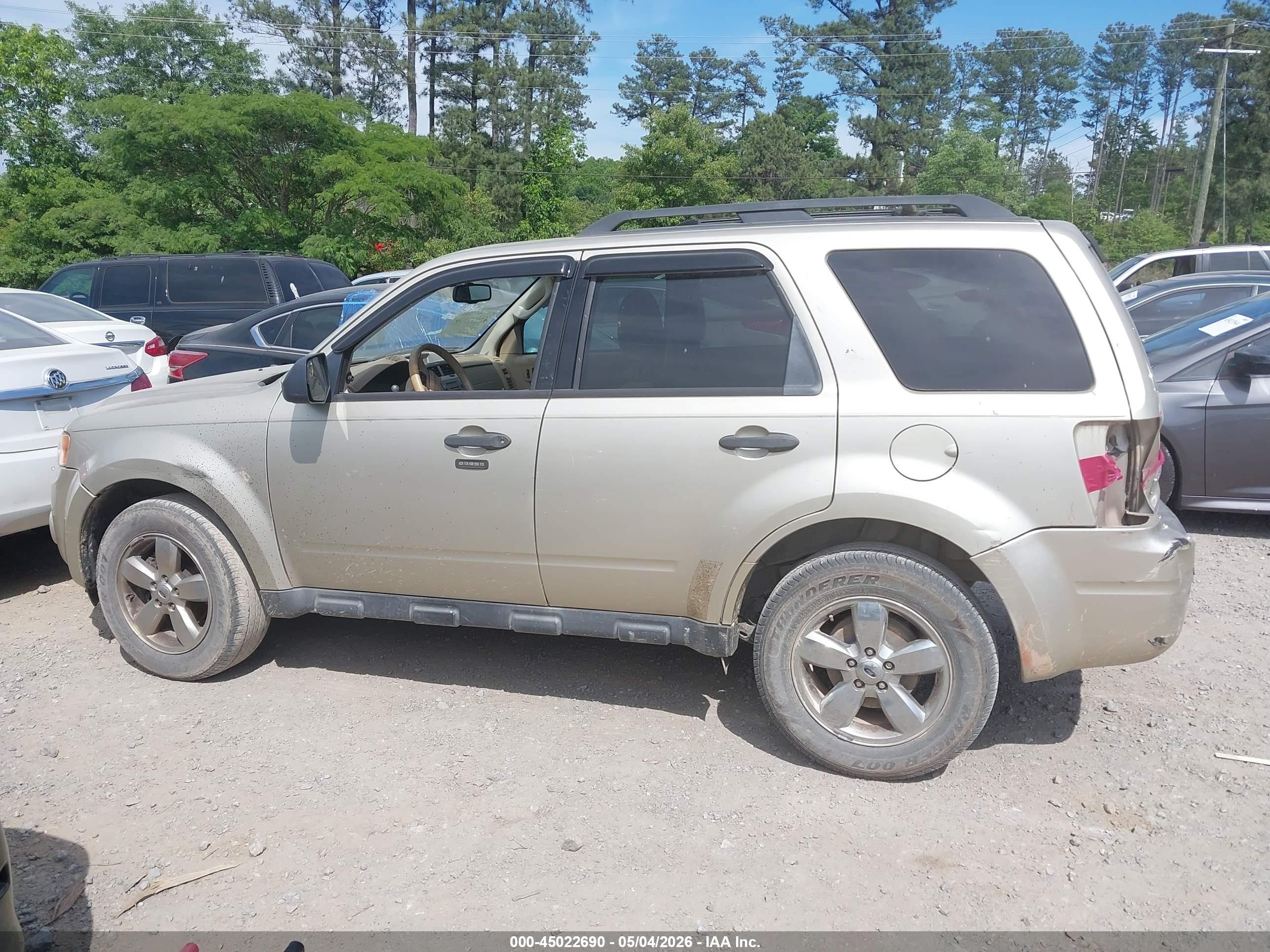 2012 Ford Escape Xlt Золотой vin: 1FMCU0D7XCKB48749