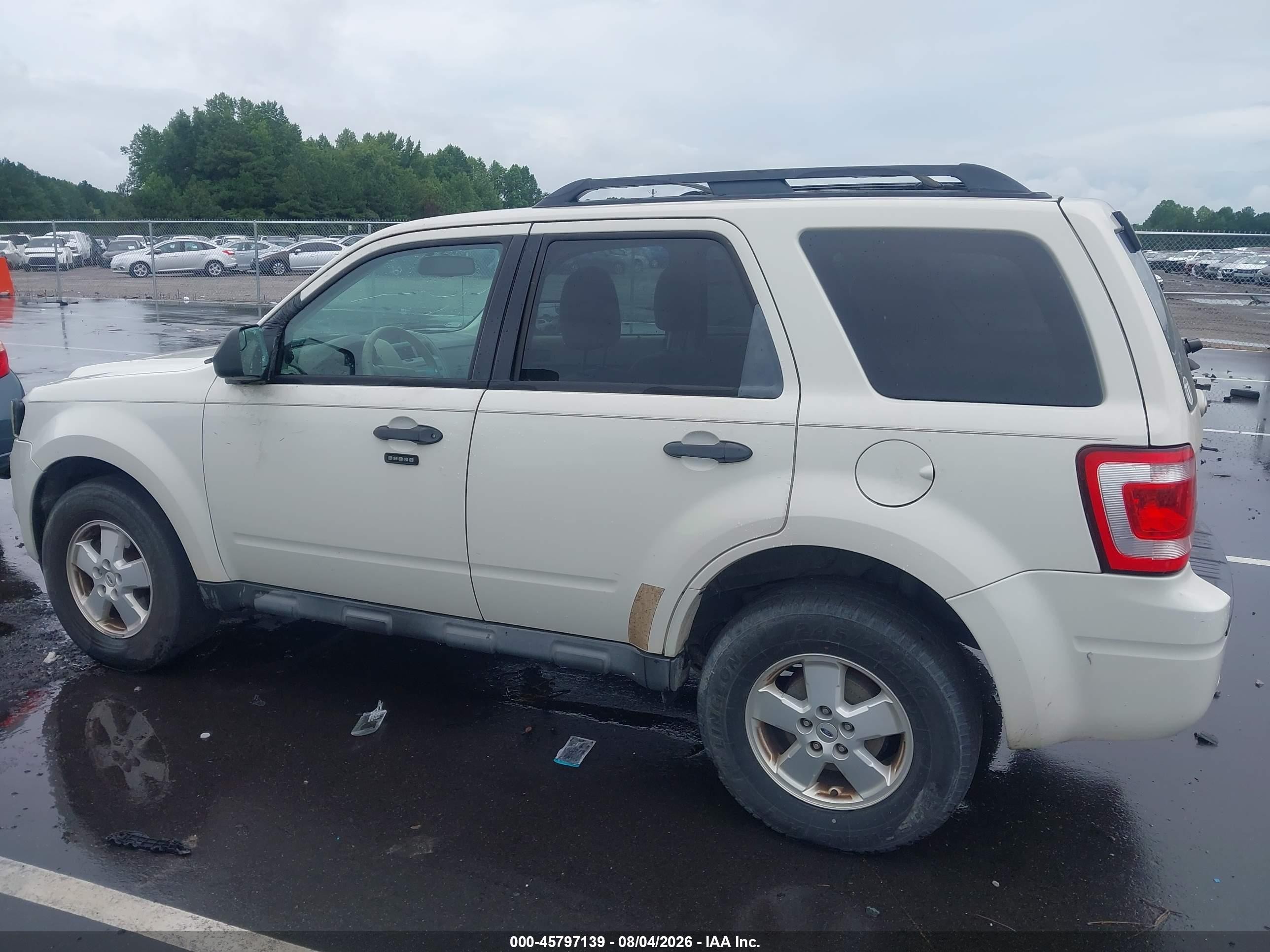 2012 Ford Escape Xlt White vin: 1FMCU0D7XCKC51850