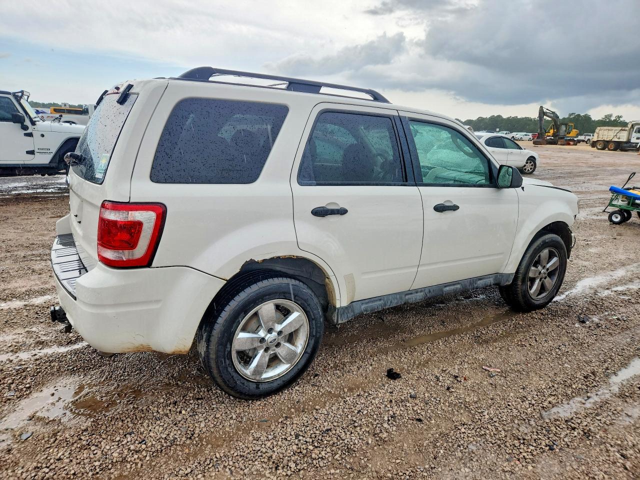 2012 Ford Escape Xlt White vin: 1FMCU0D7XCKC77185