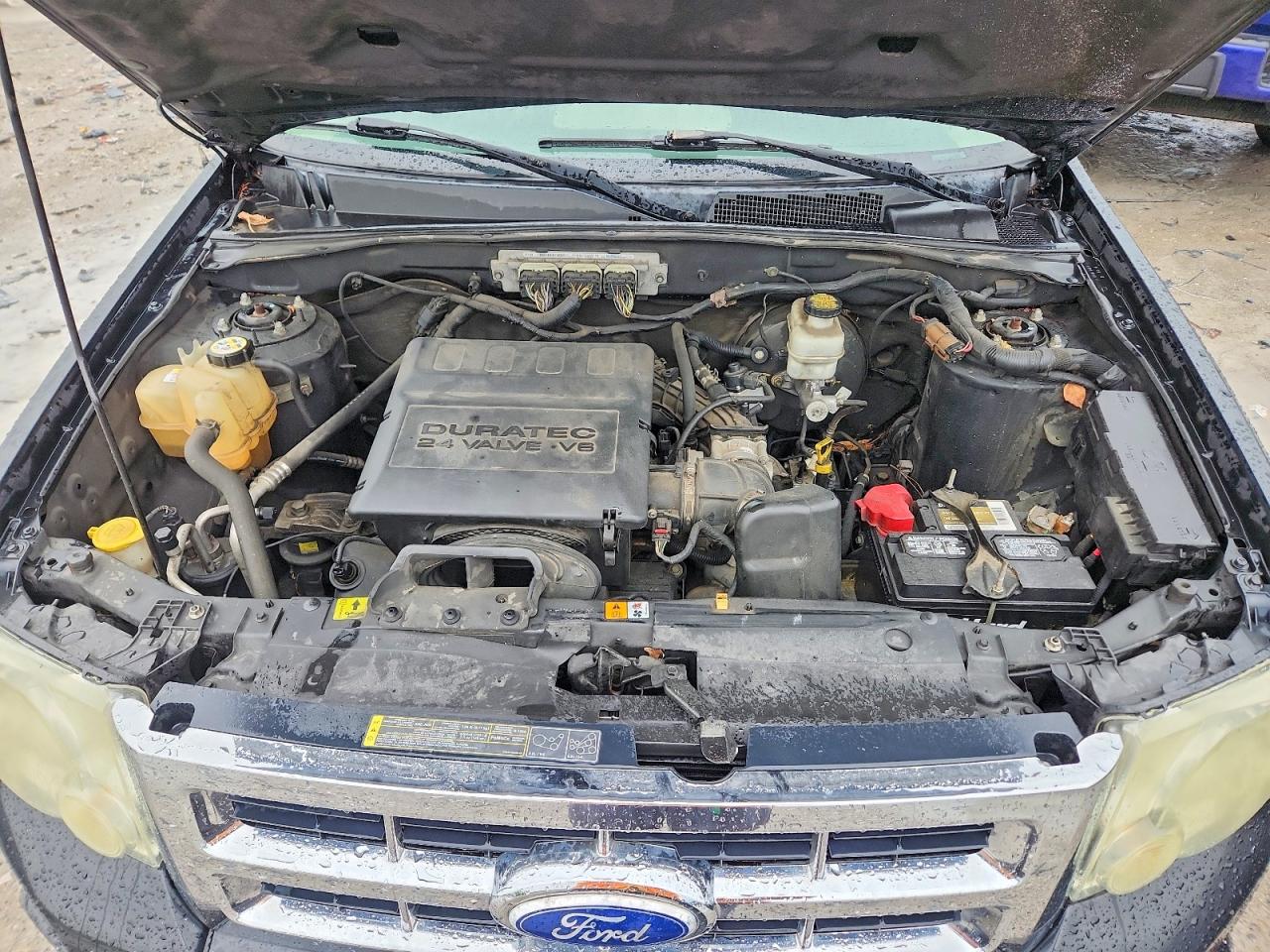 2010 Ford Escape Xlt Black vin: 1FMCU0DG0AKA70205