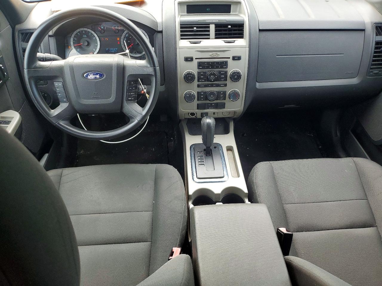 2010 Ford Escape Xlt Серый vin: 1FMCU0DG0AKD03323