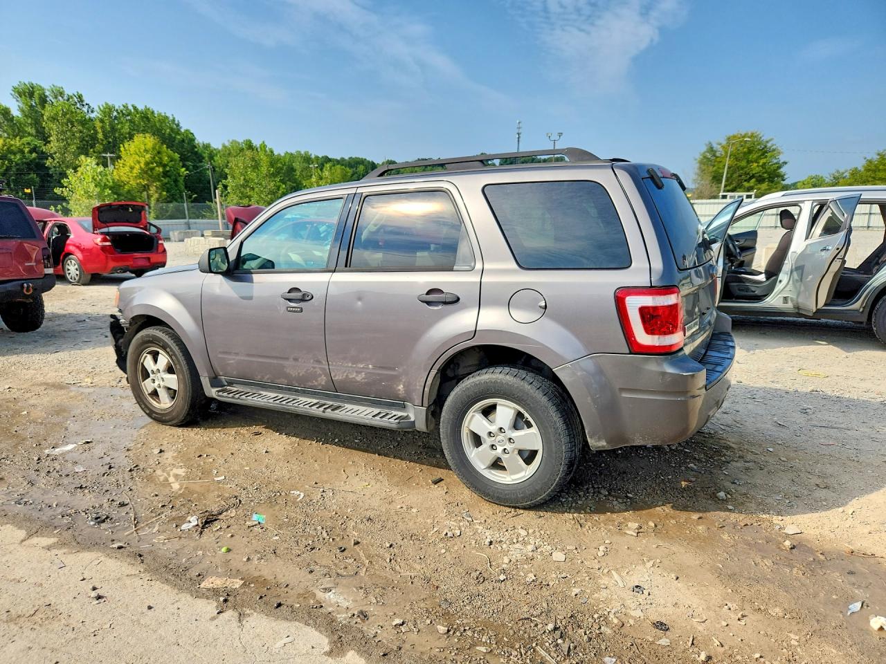 2011 Ford Escape Xlt Gray vin: 1FMCU0DG0BKA06022