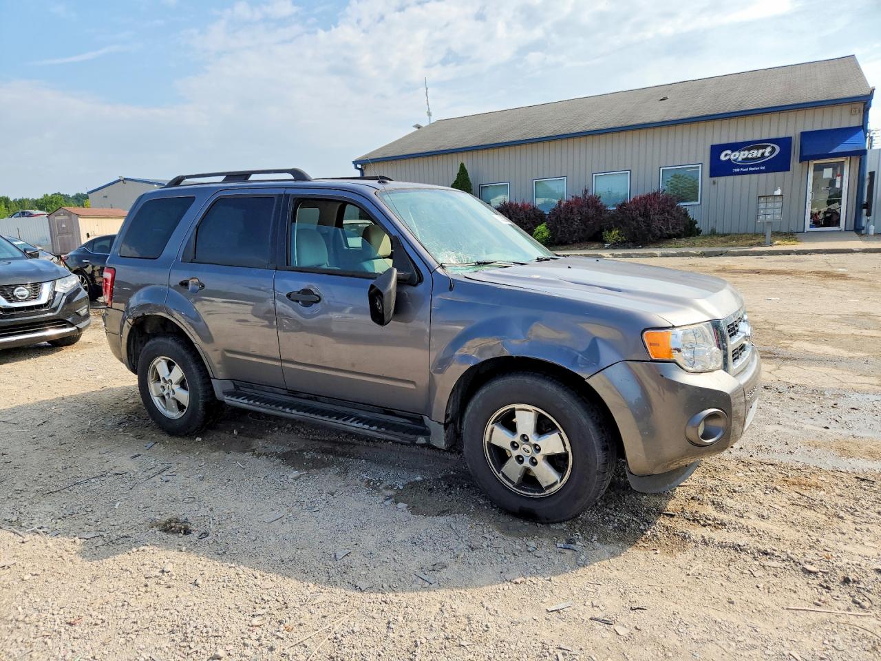 2011 Ford Escape Xlt Gray vin: 1FMCU0DG0BKA06022