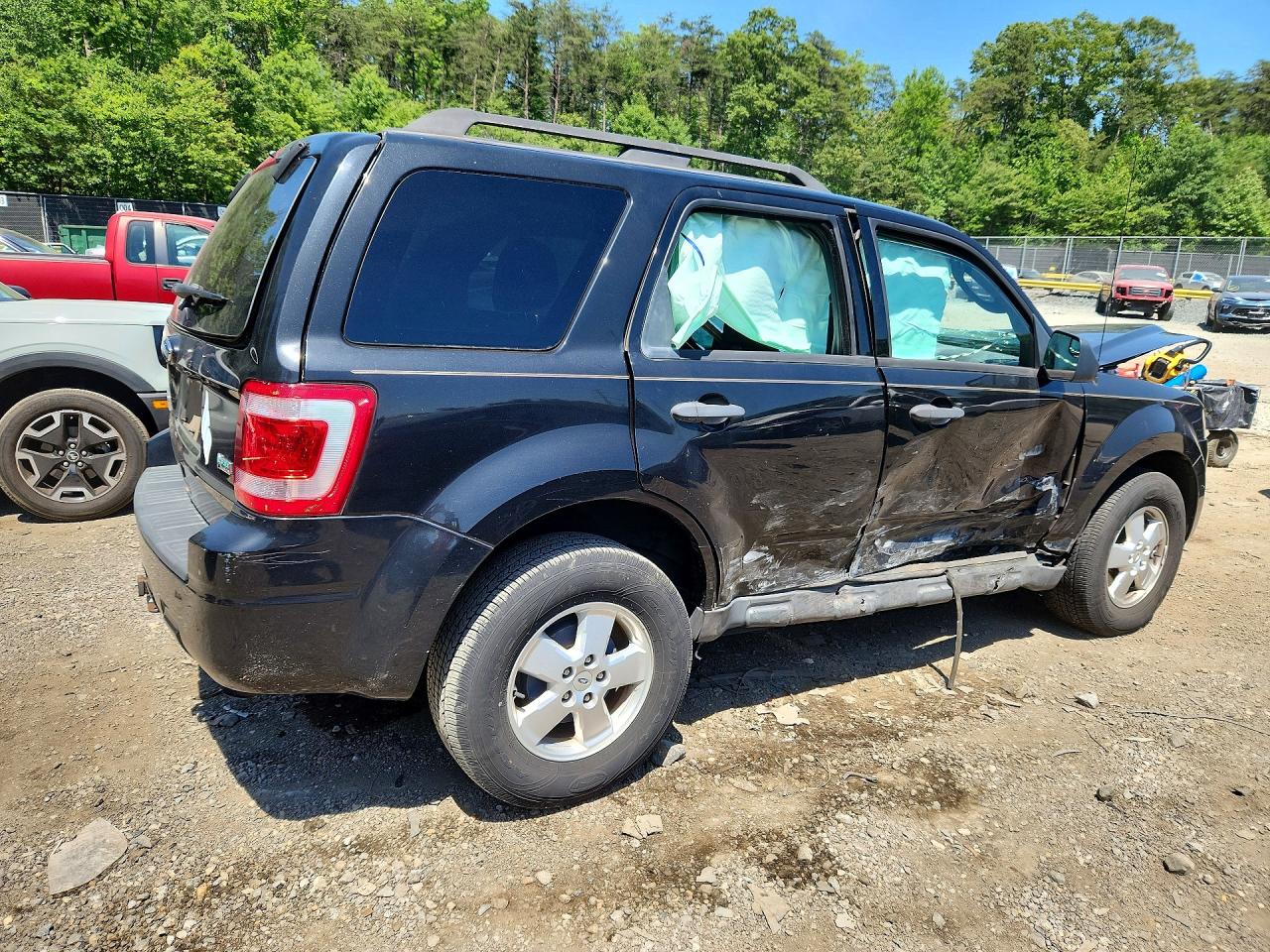 2011 Ford Escape Xlt Black vin: 1FMCU0DG0BKA66009