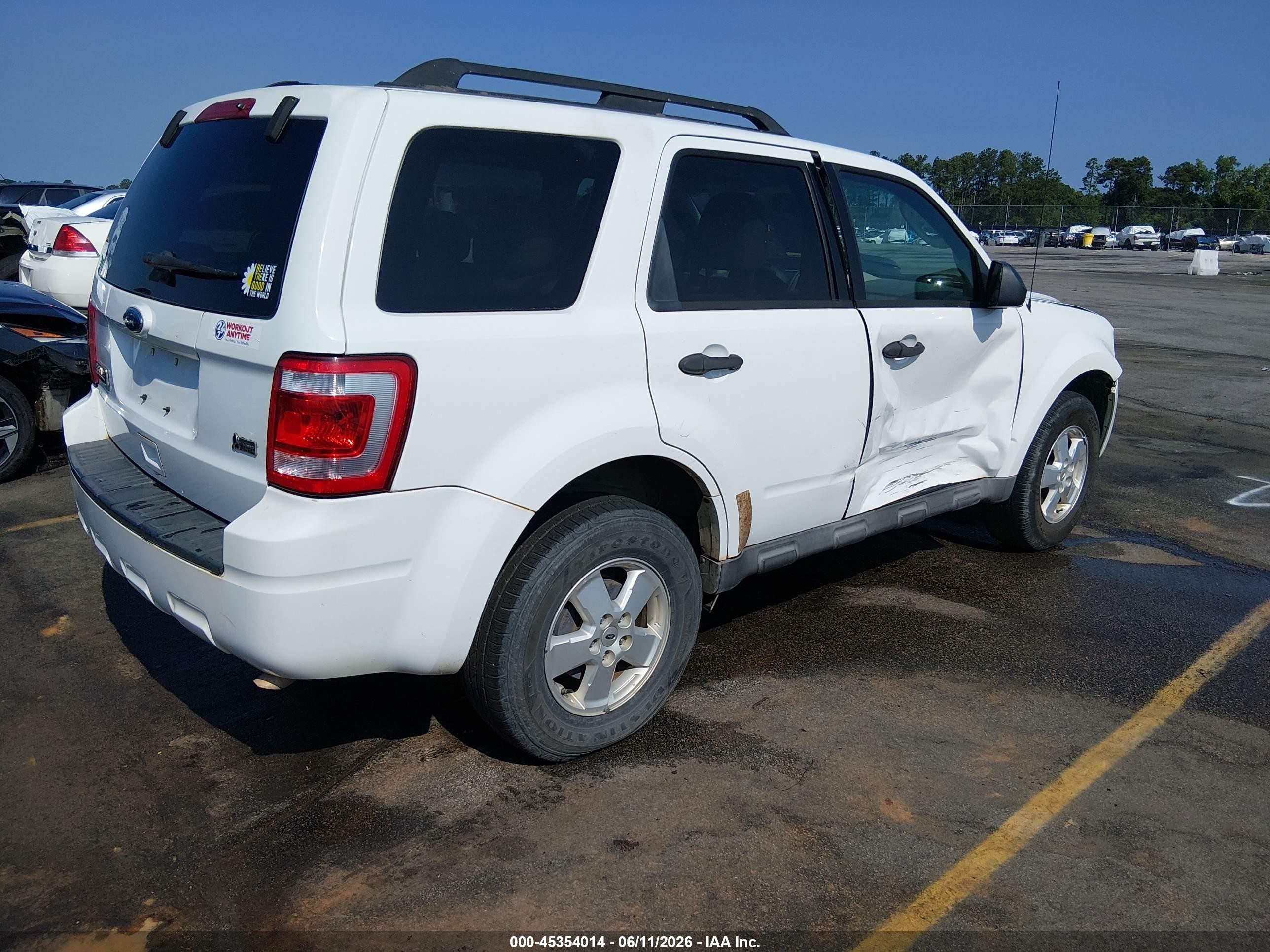 2011 Ford Escape Xlt White vin: 1FMCU0DG0BKA69377