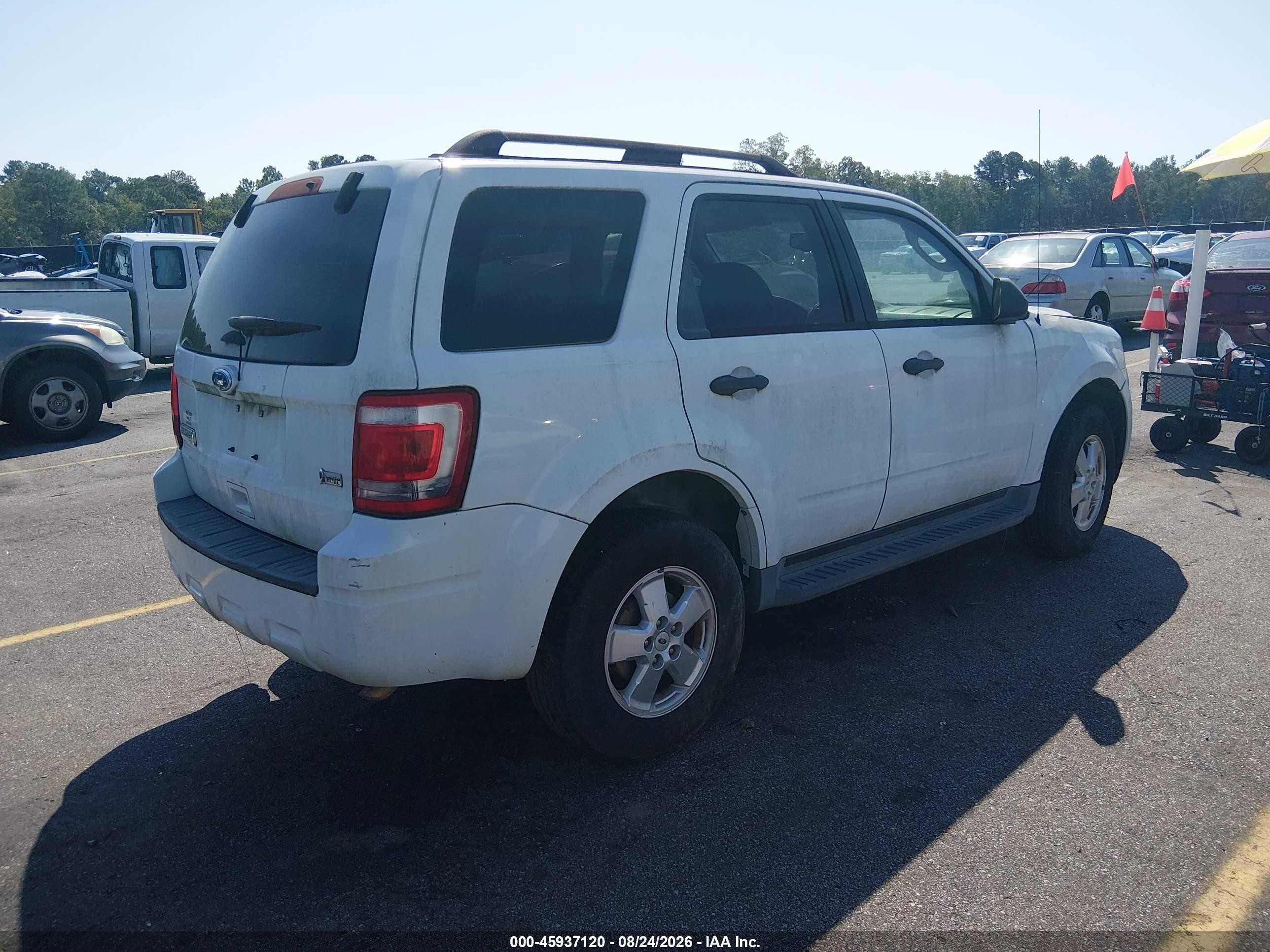2012 Ford Escape Xlt White vin: 1FMCU0DG0CKB69321