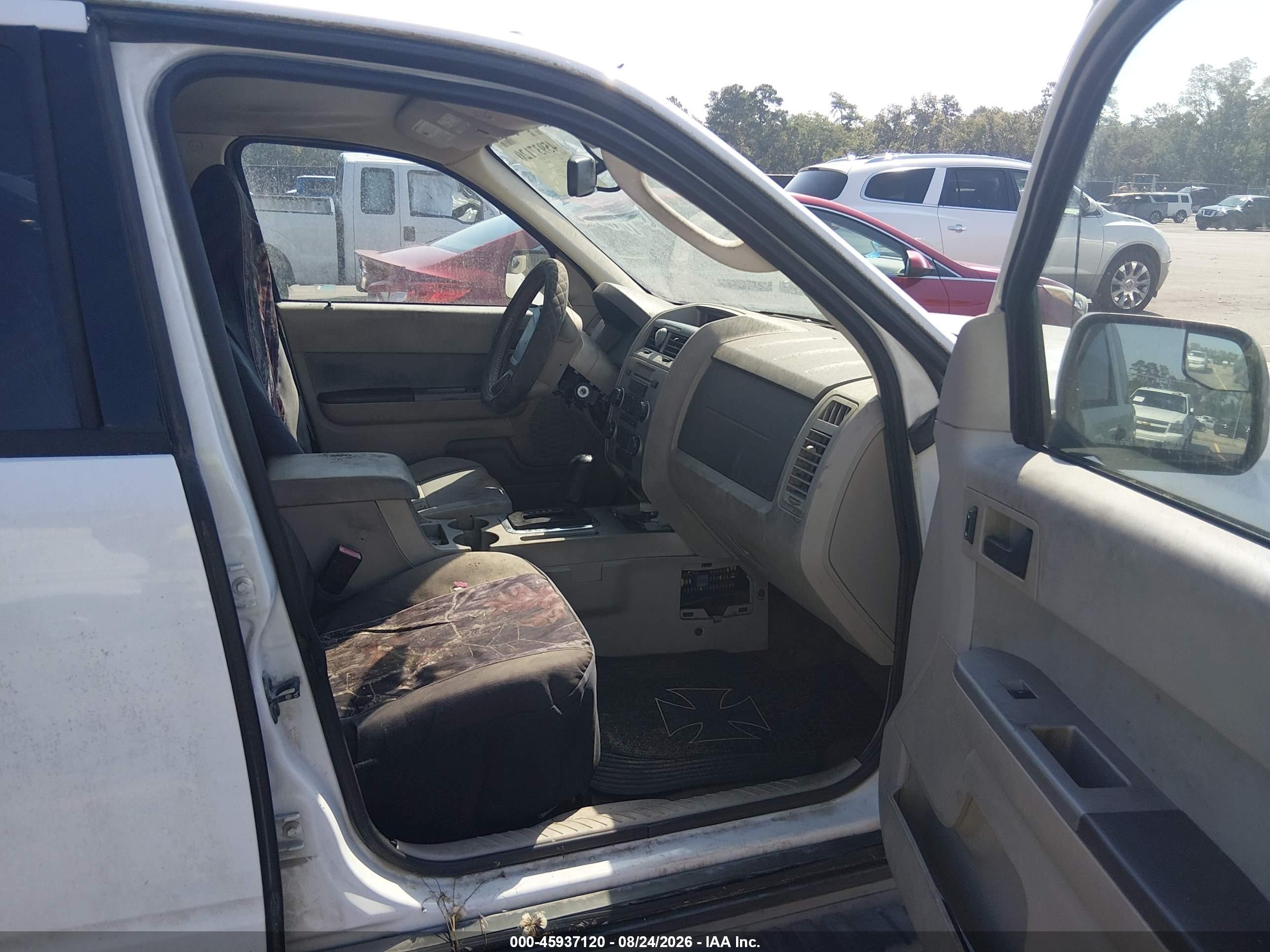 2012 Ford Escape Xlt White vin: 1FMCU0DG0CKB69321