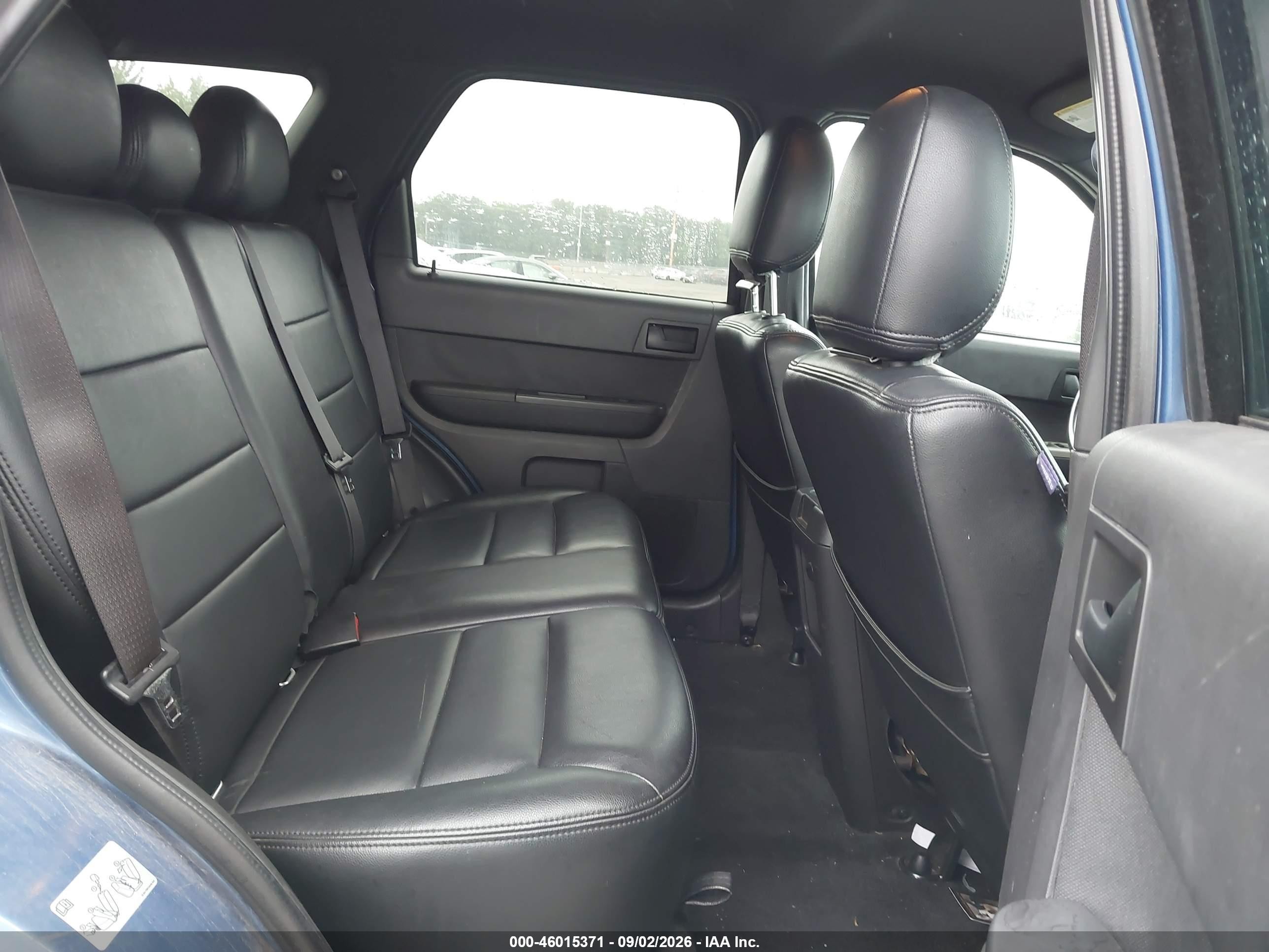 2010 Ford Escape Xlt Blue vin: 1FMCU0DG1AKC41625