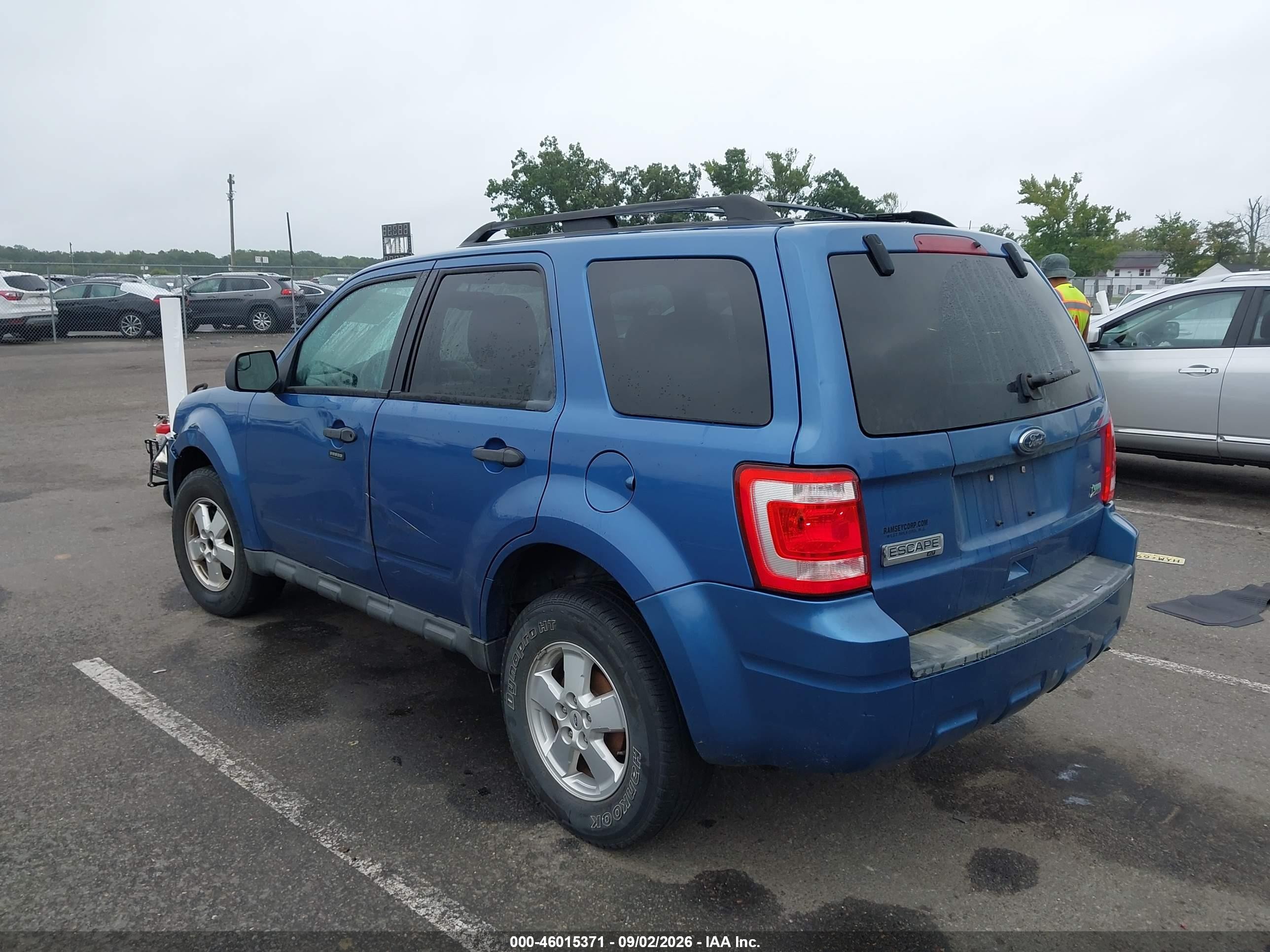 2010 Ford Escape Xlt Blue vin: 1FMCU0DG1AKC41625