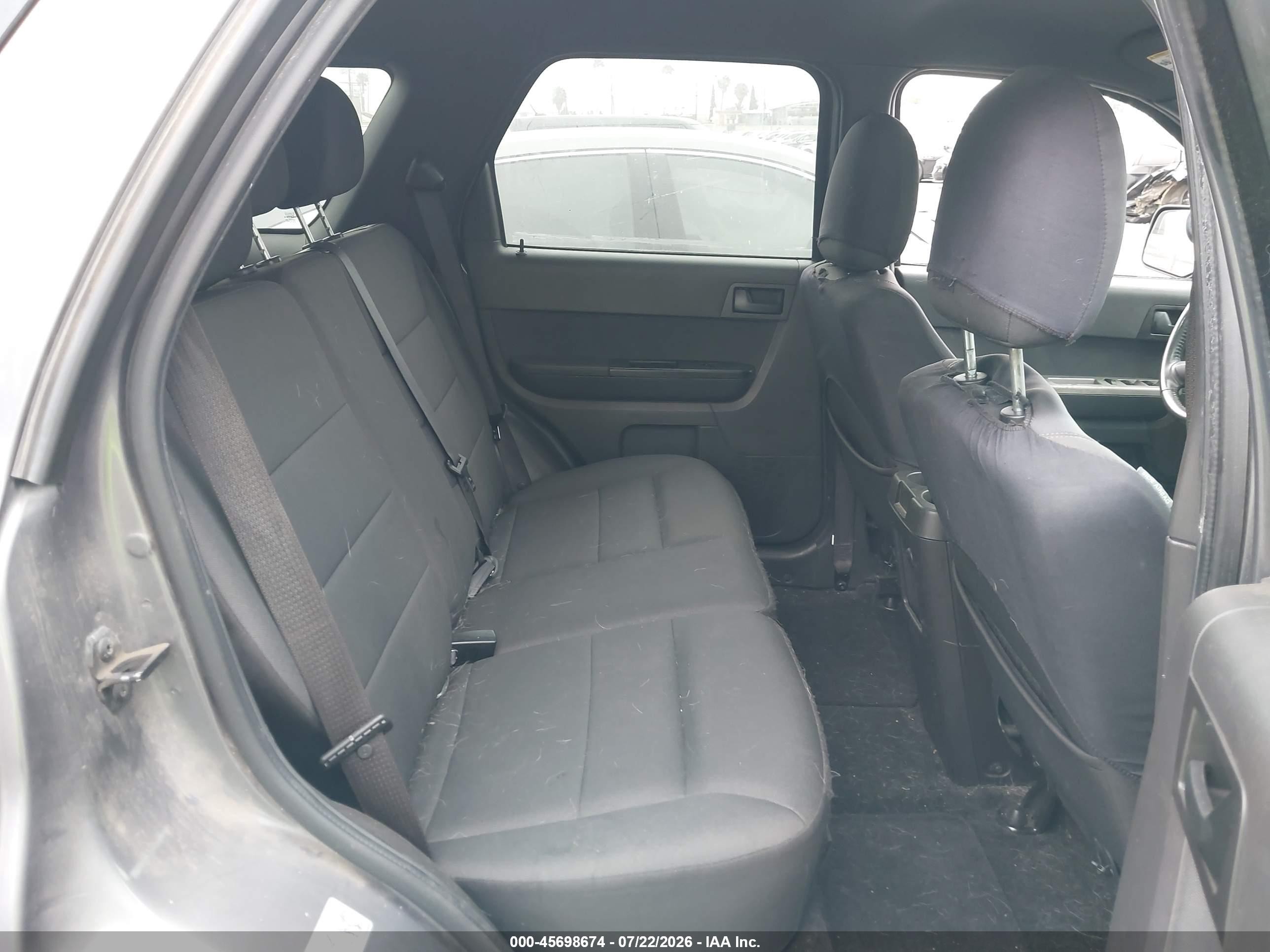 2011 Ford Escape Xlt Gray vin: 1FMCU0DG1BKA87466