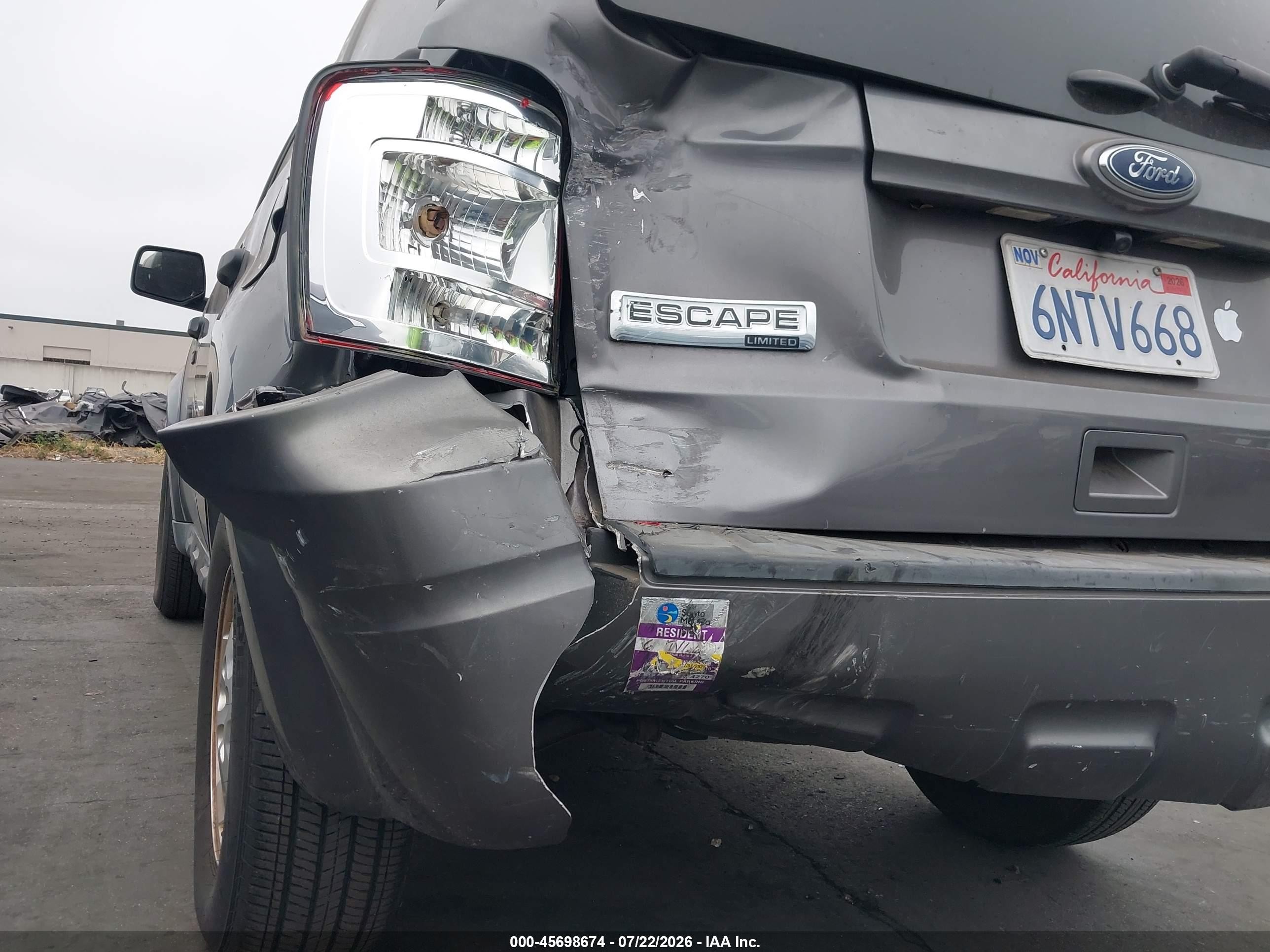 2011 Ford Escape Xlt Gray vin: 1FMCU0DG1BKA87466