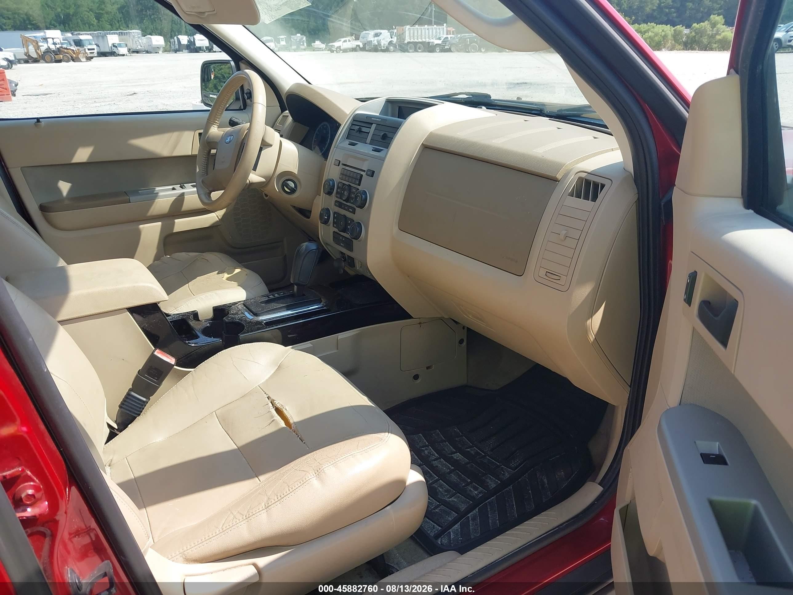 2012 Ford Escape Xlt Red vin: 1FMCU0DG1CKA41492