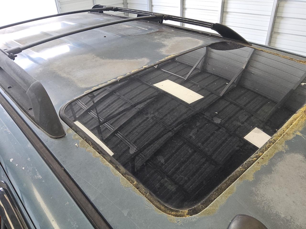2012 Ford Escape Xlt Blue vin: 1FMCU0DG1CKA55375 Damage: Roof Panel, Peeling, > 12 Inches
