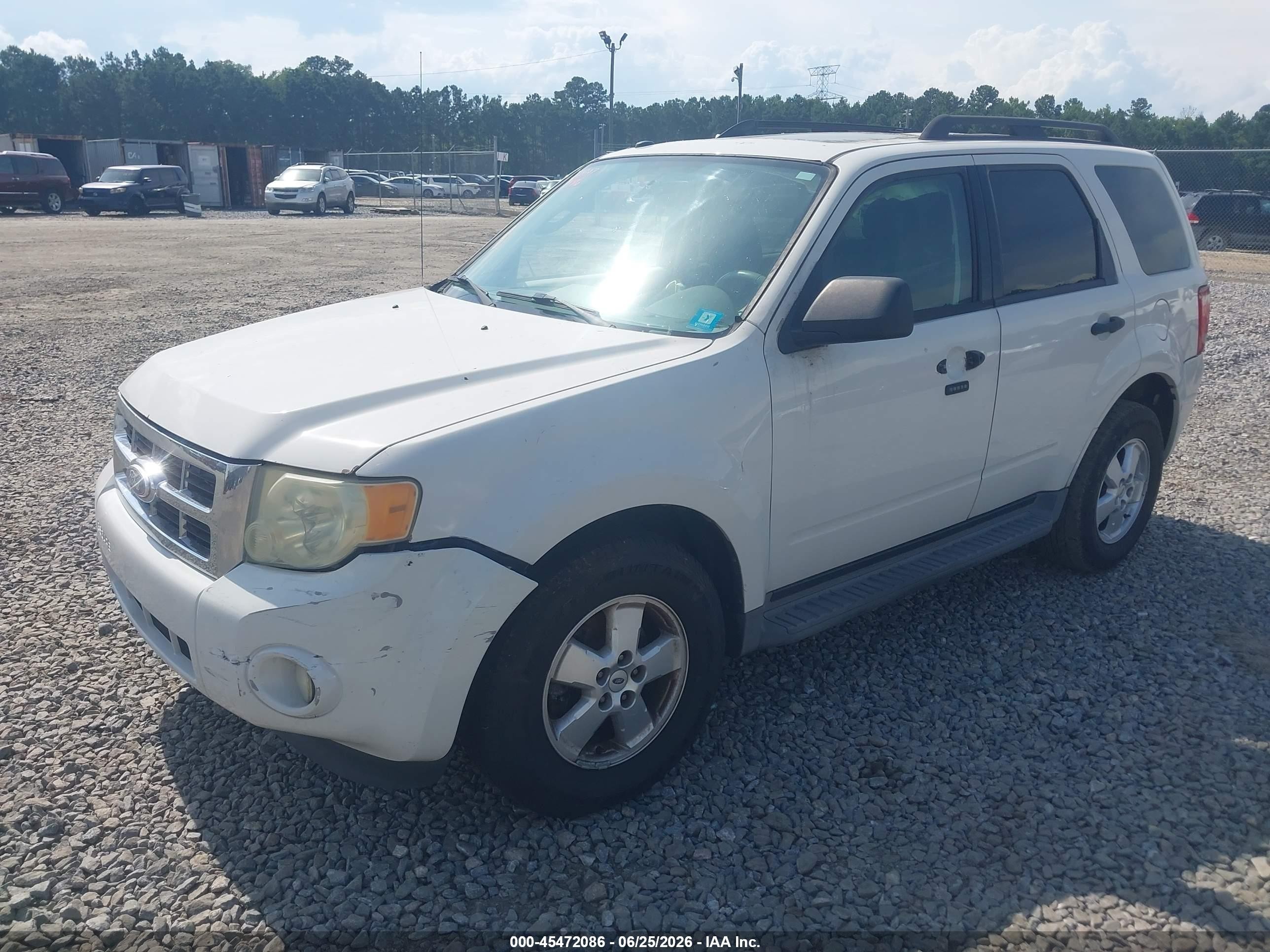2010 Ford Escape Xlt White vin: 1FMCU0DG2AKA52224