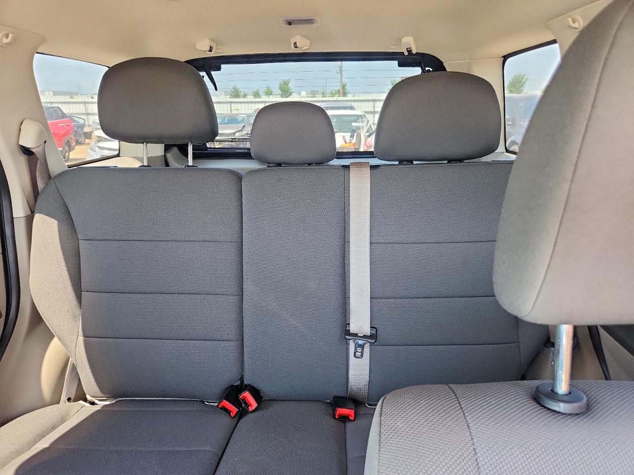 2010 Ford Escape Xlt Серый vin: 1FMCU0DG2AKB08338