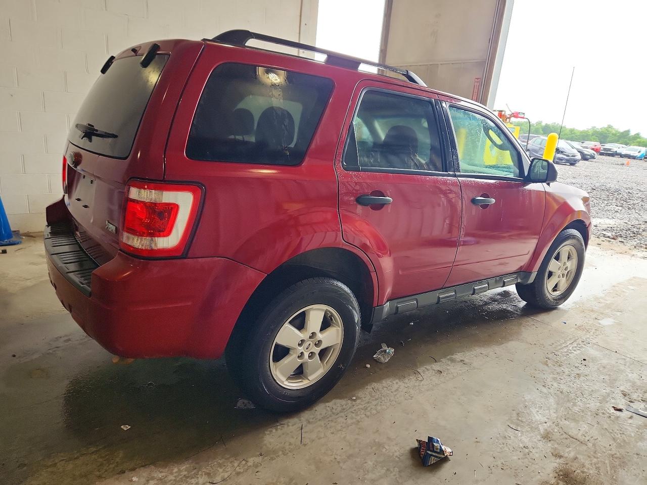 2010 Ford Escape Xlt Red vin: 1FMCU0DG2AKB94248