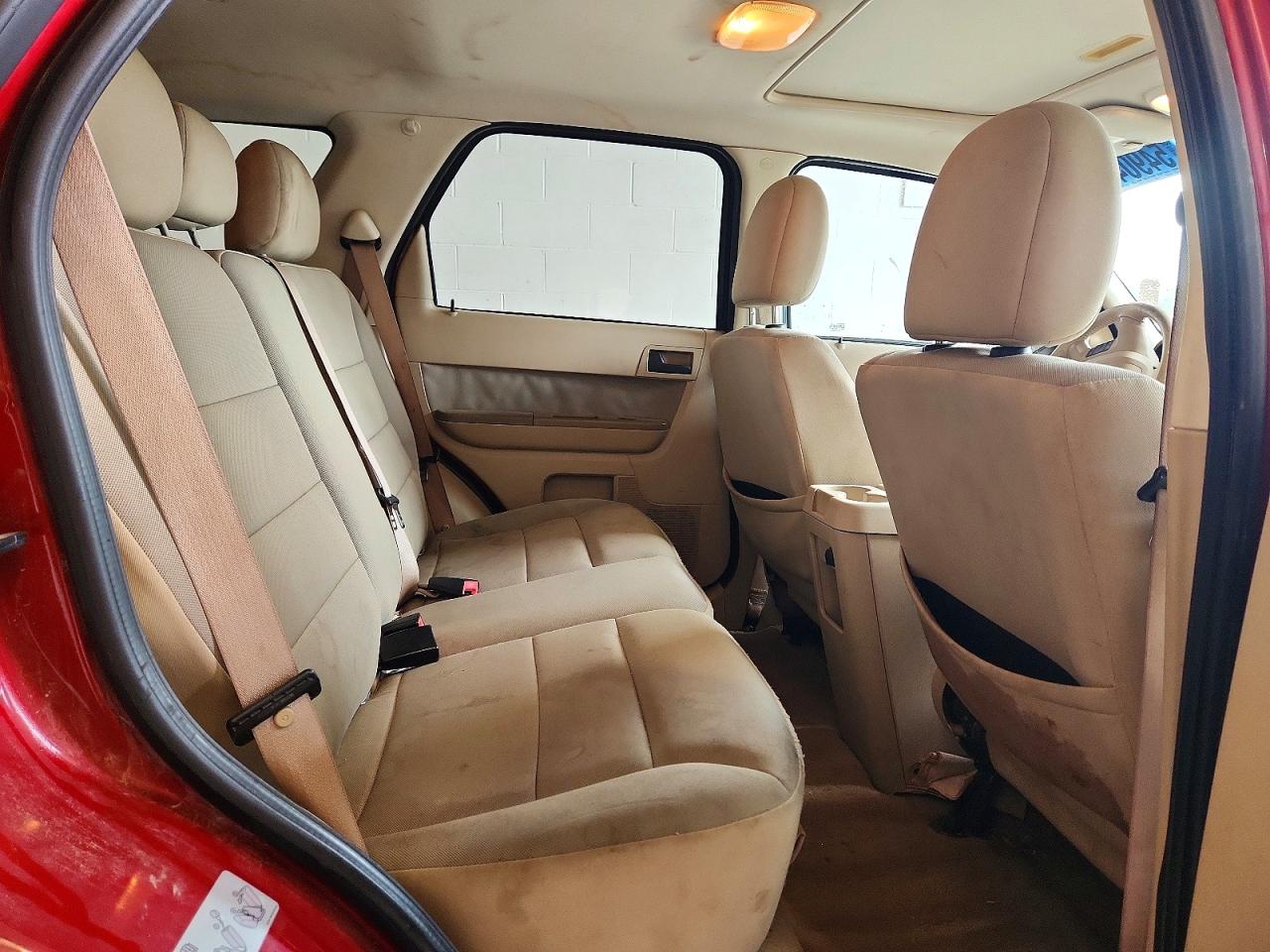 2010 Ford Escape Xlt Red vin: 1FMCU0DG2AKB94248