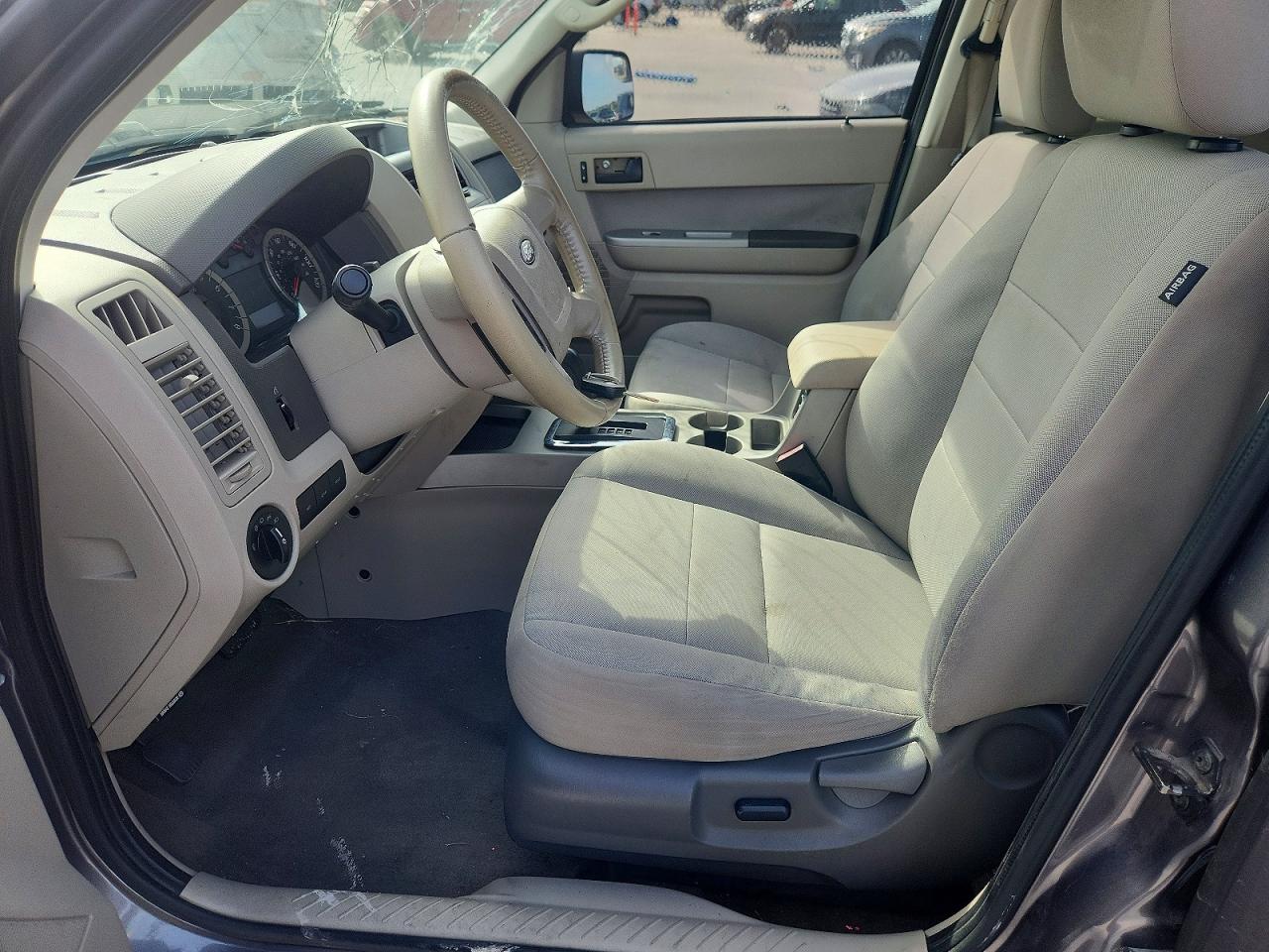 2010 Ford Escape Xlt Gray vin: 1FMCU0DG2AKC42685