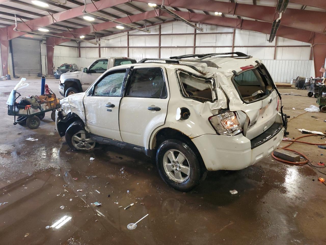 2010 Ford Escape Xlt Белый vin: 1FMCU0DG2AKC65996