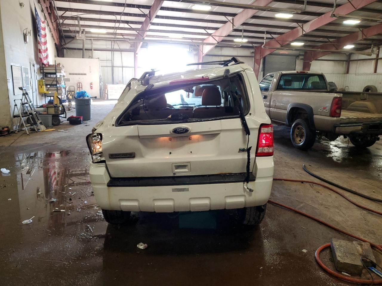 2010 Ford Escape Xlt Белый vin: 1FMCU0DG2AKC65996