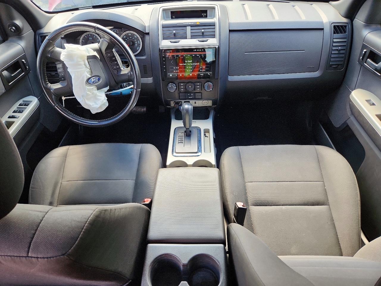 2010 Ford Escape Xlt Red vin: 1FMCU0DG2AKC67537
