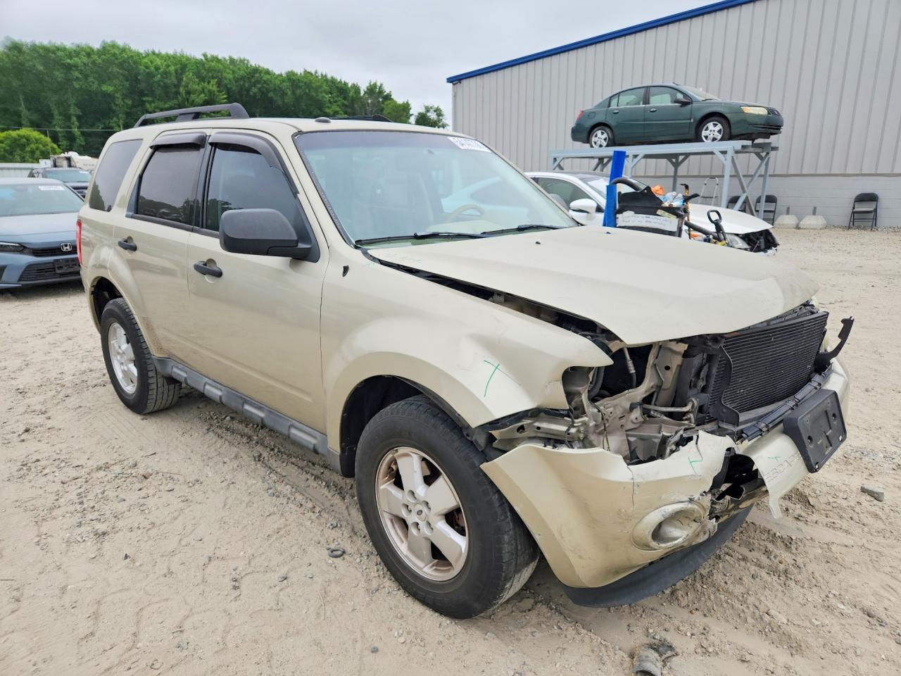 2011 Ford Escape Xlt Желто-коричневый vin: 1FMCU0DG2BKC16492
