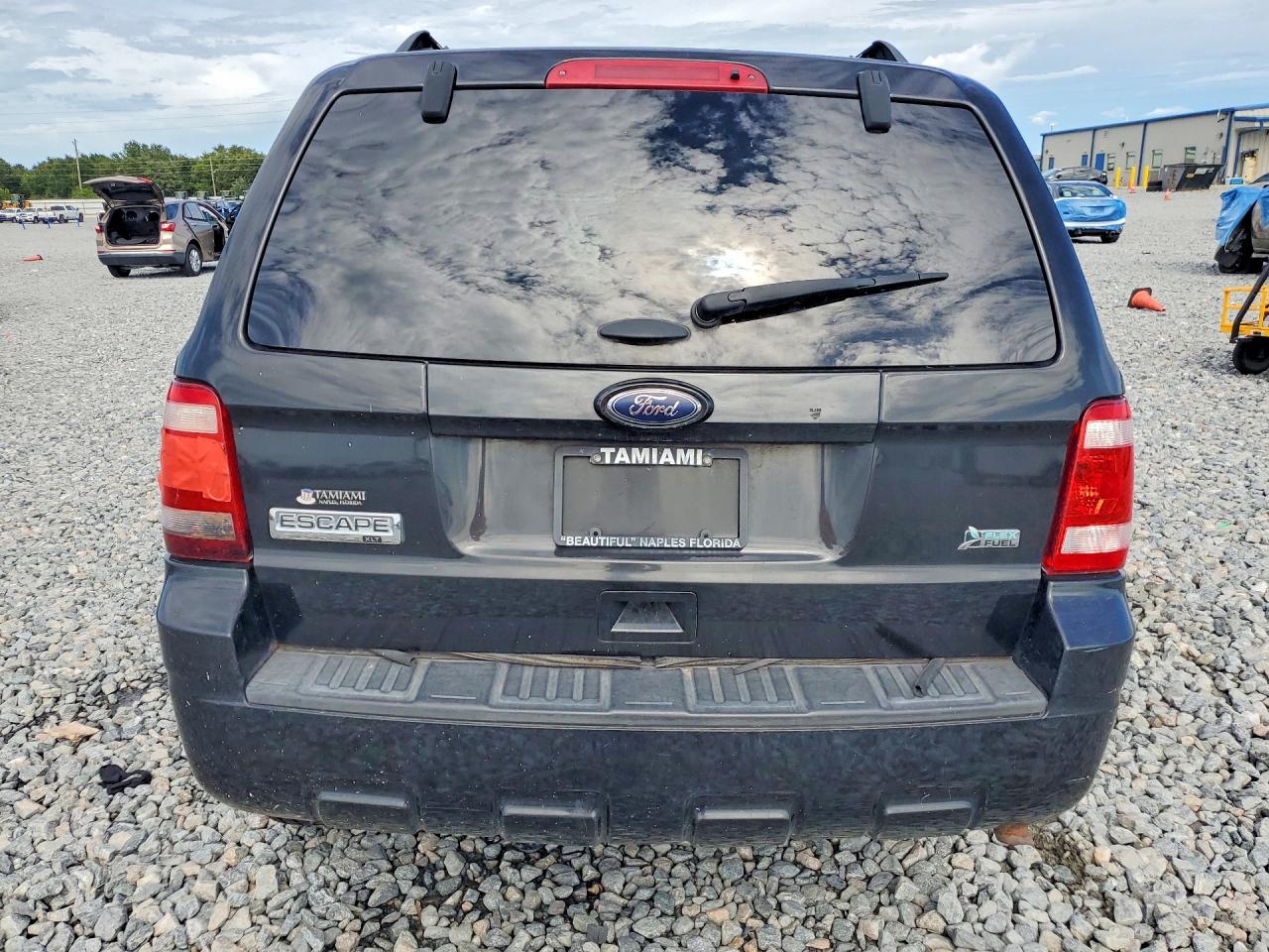 2011 Ford Escape Xlt Black vin: 1FMCU0DG2BKC17271