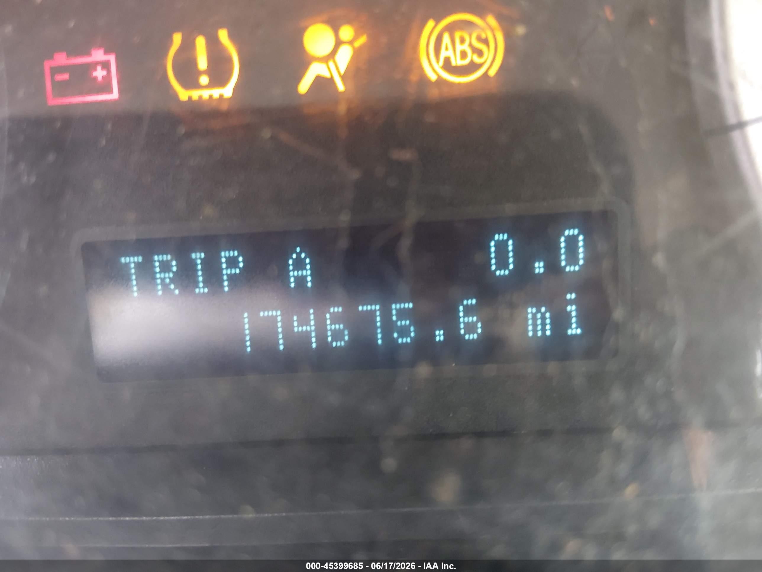 2011 Ford Escape Xlt White vin: 1FMCU0DG2BKC70343