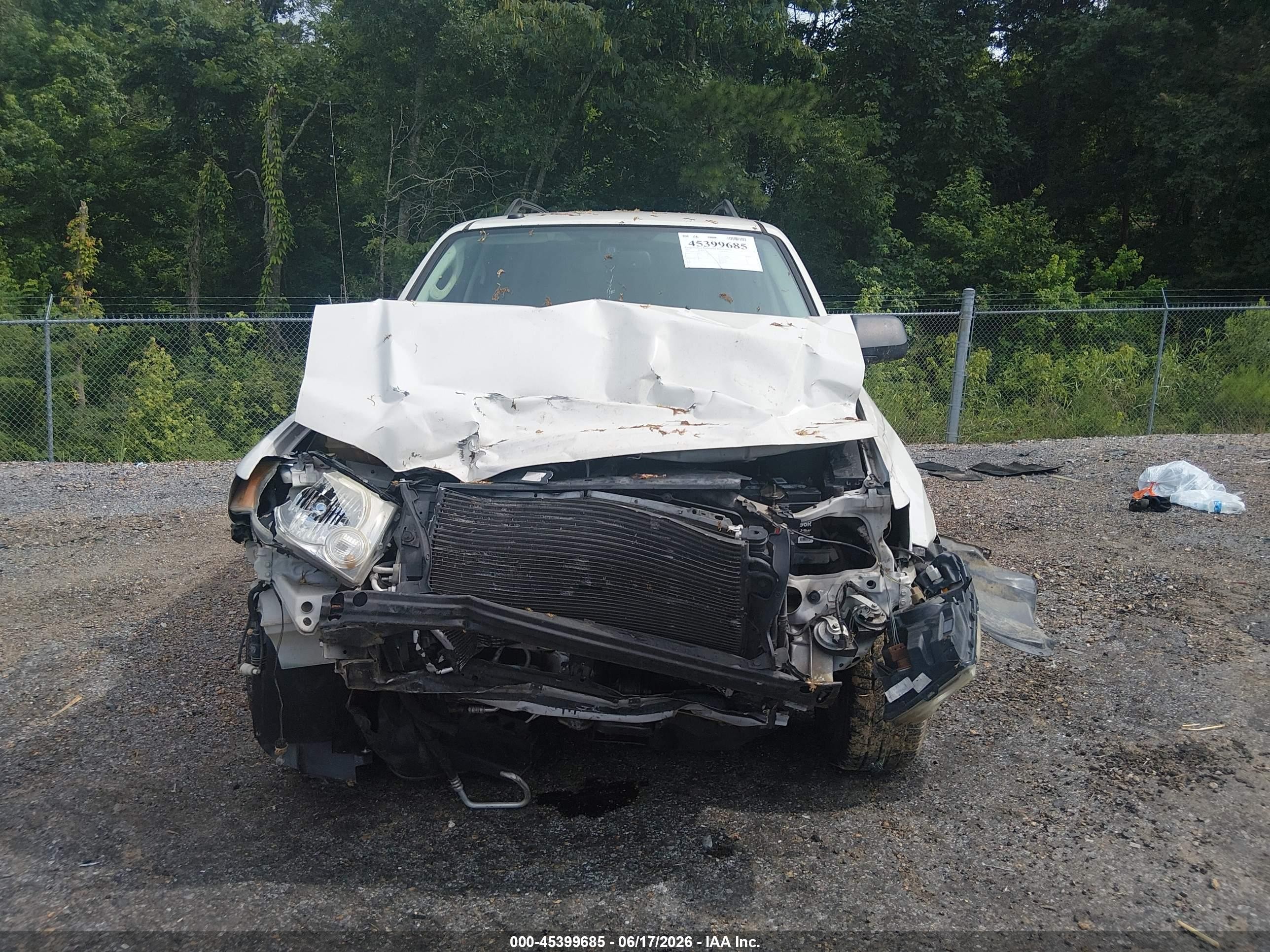 2011 Ford Escape Xlt White vin: 1FMCU0DG2BKC70343