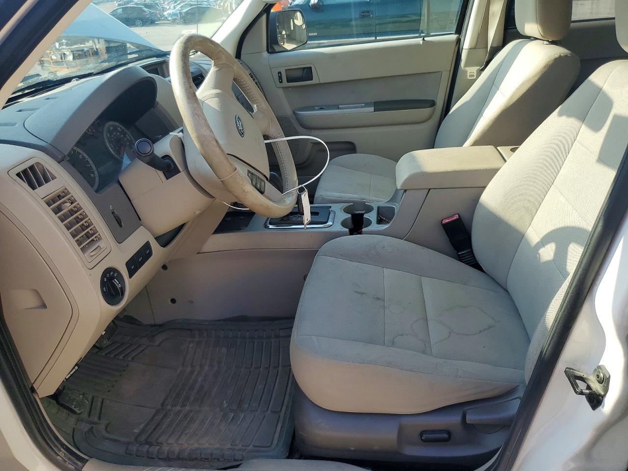 2012 Ford Escape Xlt White vin: 1FMCU0DG2CKB29175