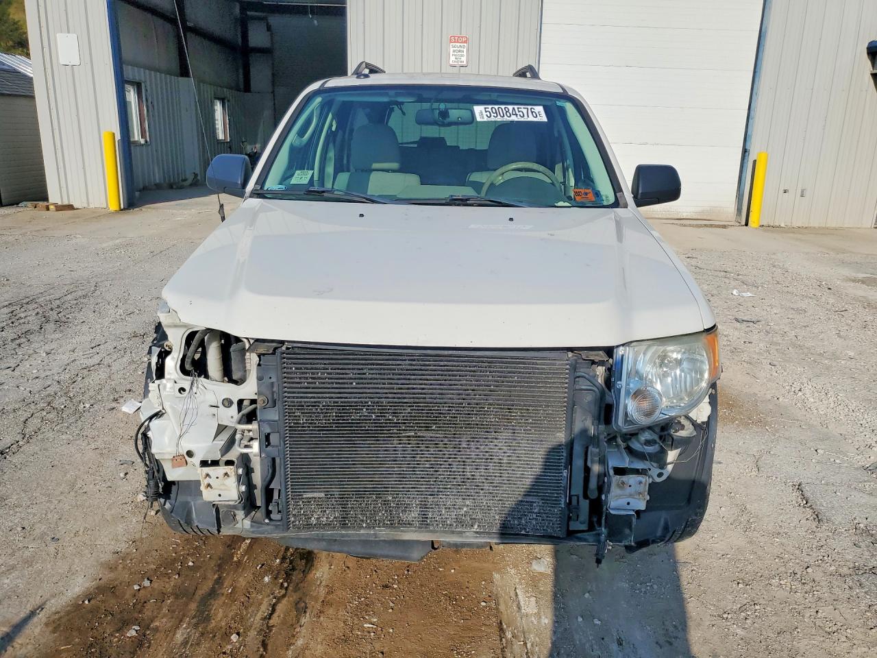2012 Ford Escape Xlt White vin: 1FMCU0DG2CKB29175