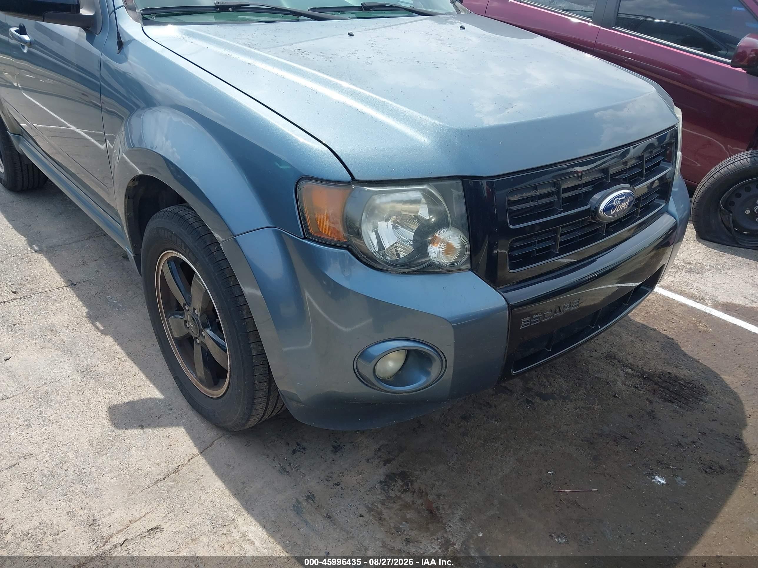 2012 Ford Escape Xlt Light Blue vin: 1FMCU0DG2CKB38782