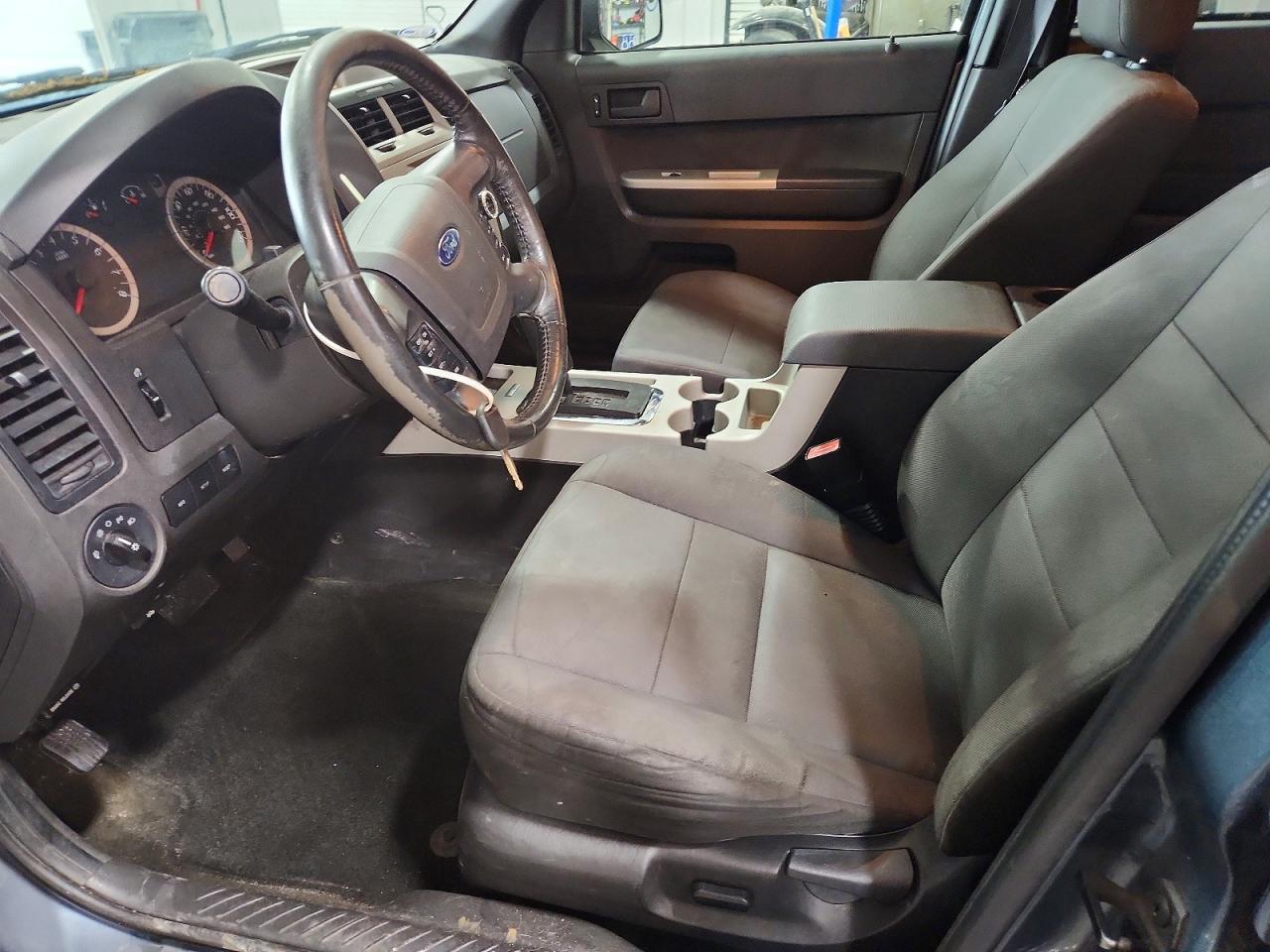 2012 Ford Escape Xlt Blue vin: 1FMCU0DG2CKC66181