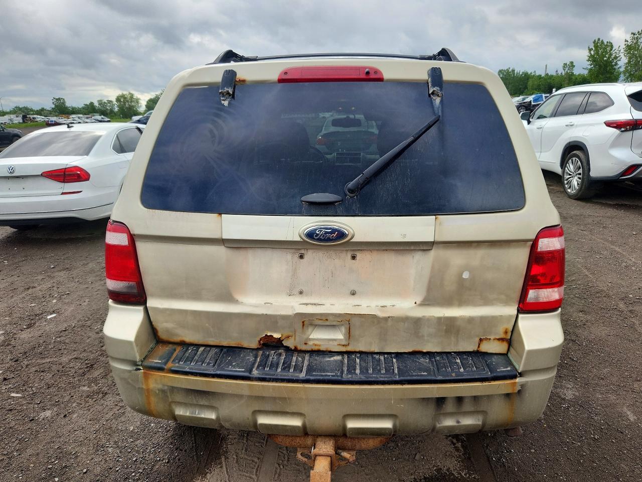 2012 Ford Escape Xlt Золотой vin: 1FMCU0DG2CKC71087