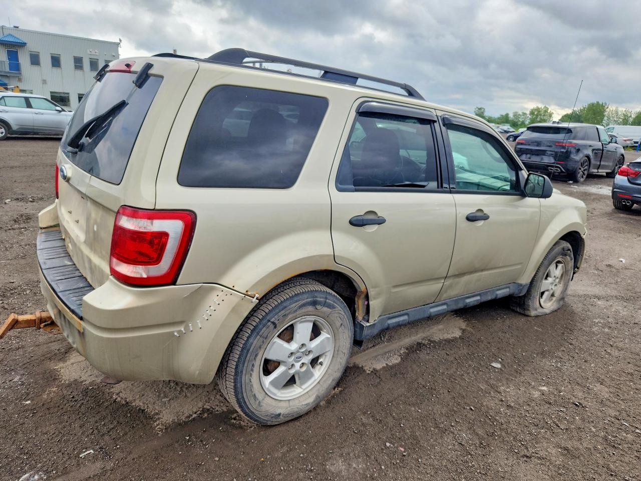 2012 Ford Escape Xlt Золотой vin: 1FMCU0DG2CKC71087