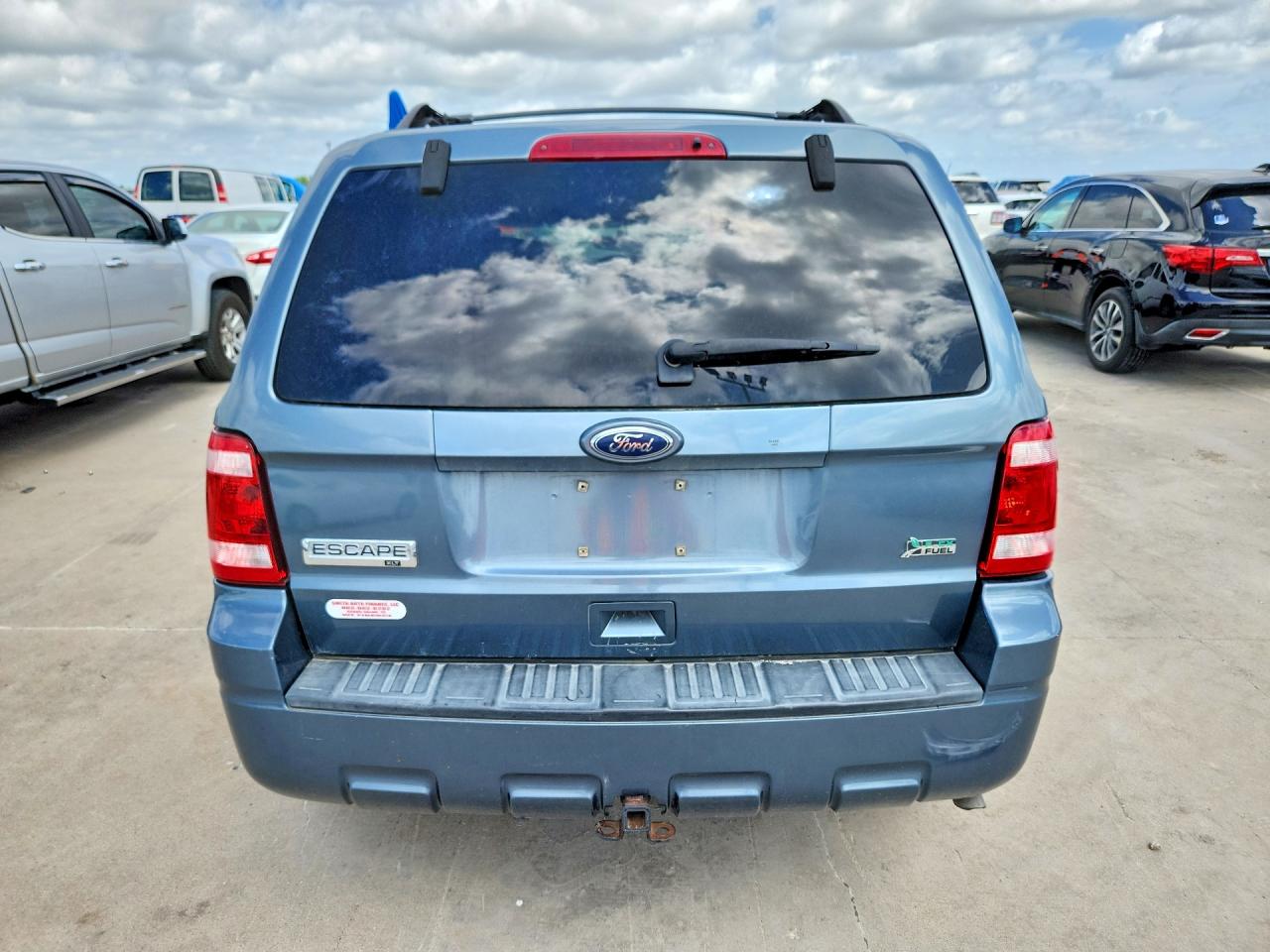 2010 Ford Escape Xlt Blue vin: 1FMCU0DG3AKA04585