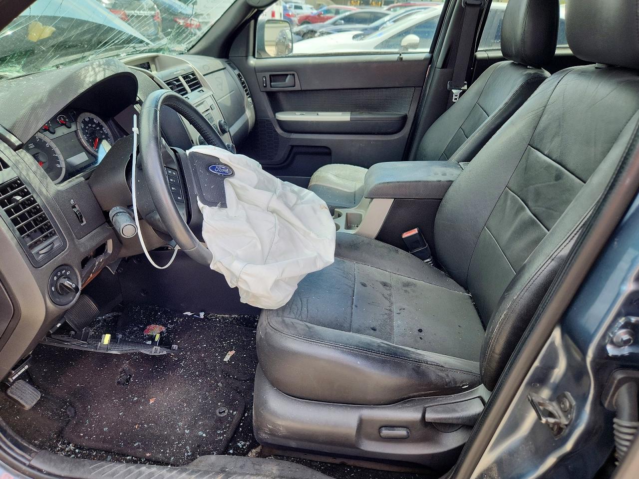 2010 Ford Escape Xlt Blue vin: 1FMCU0DG3AKA04585