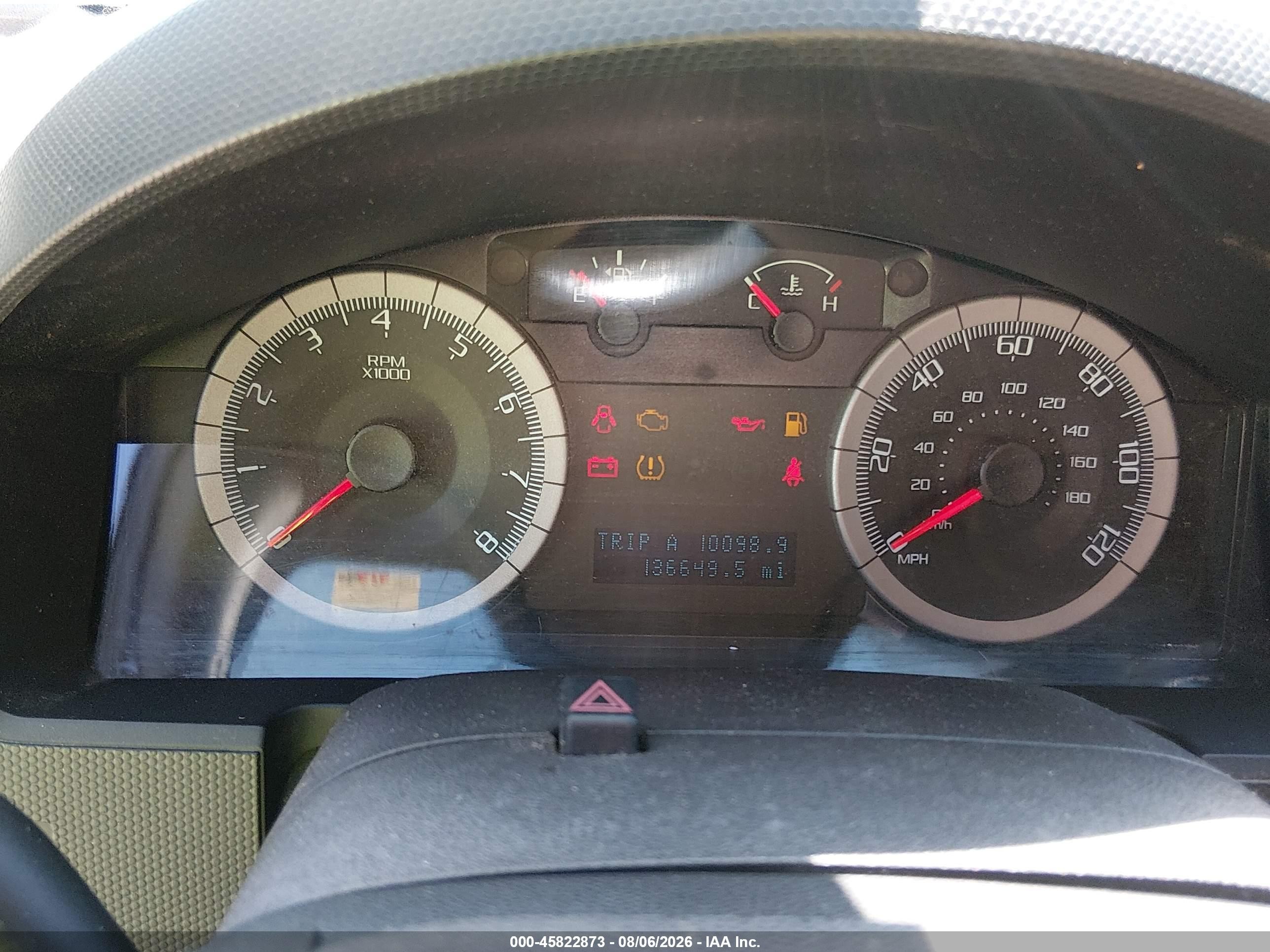 2010 Ford Escape Xlt Silver vin: 1FMCU0DG3AKA04599