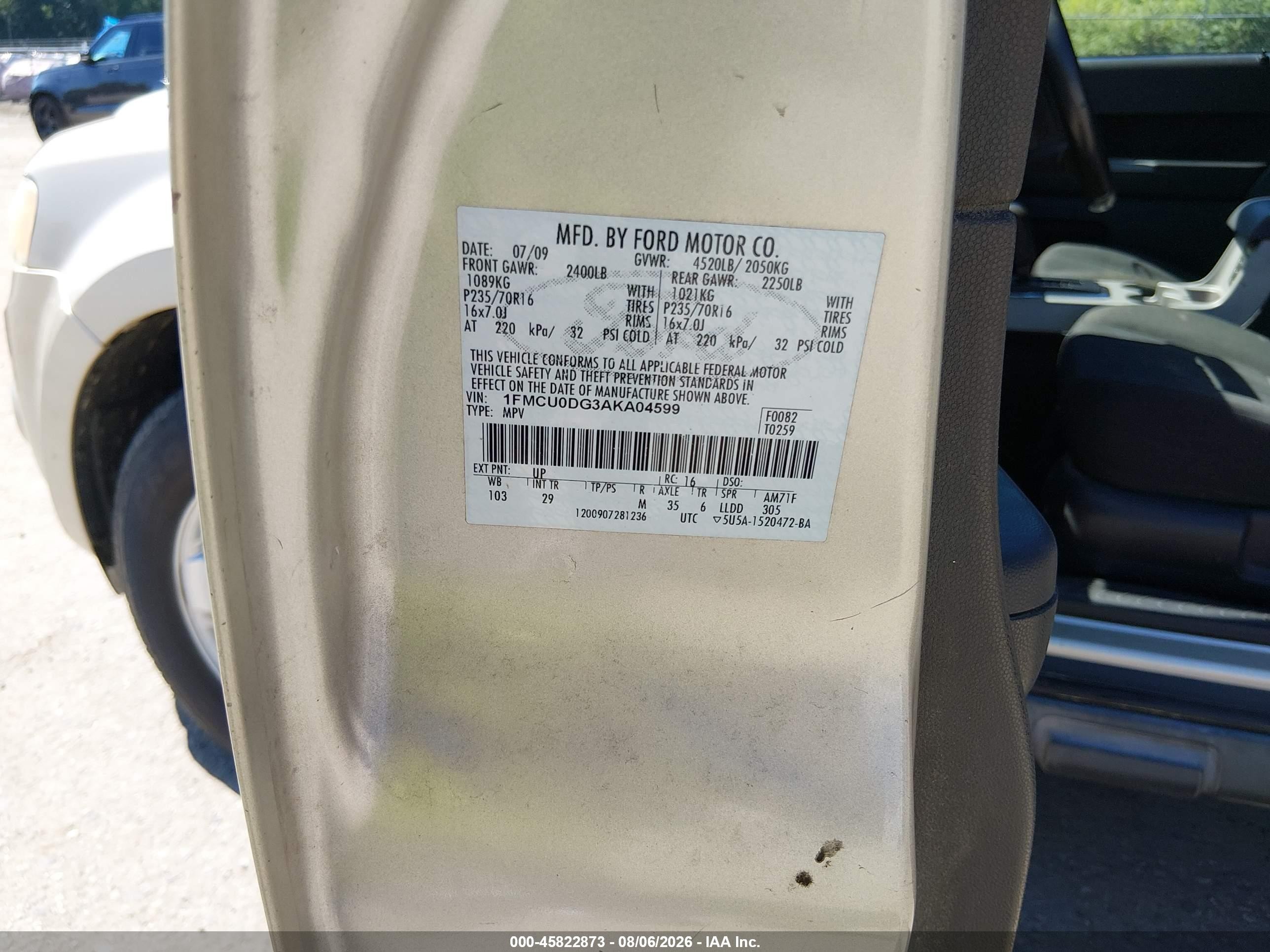 2010 Ford Escape Xlt Silver vin: 1FMCU0DG3AKA04599