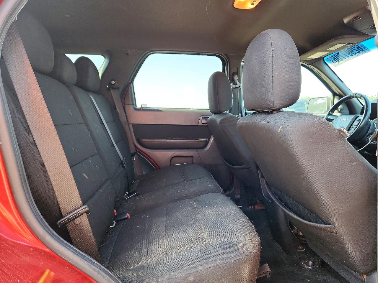 2010 Ford Escape Xlt Red vin: 1FMCU0DG3AKA36159