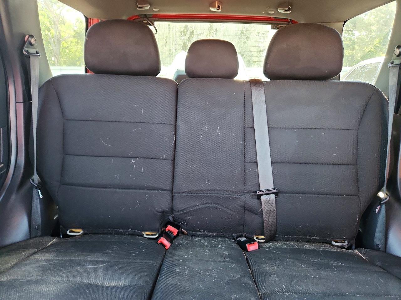2010 Ford Escape Xlt Red vin: 1FMCU0DG3AKA36159