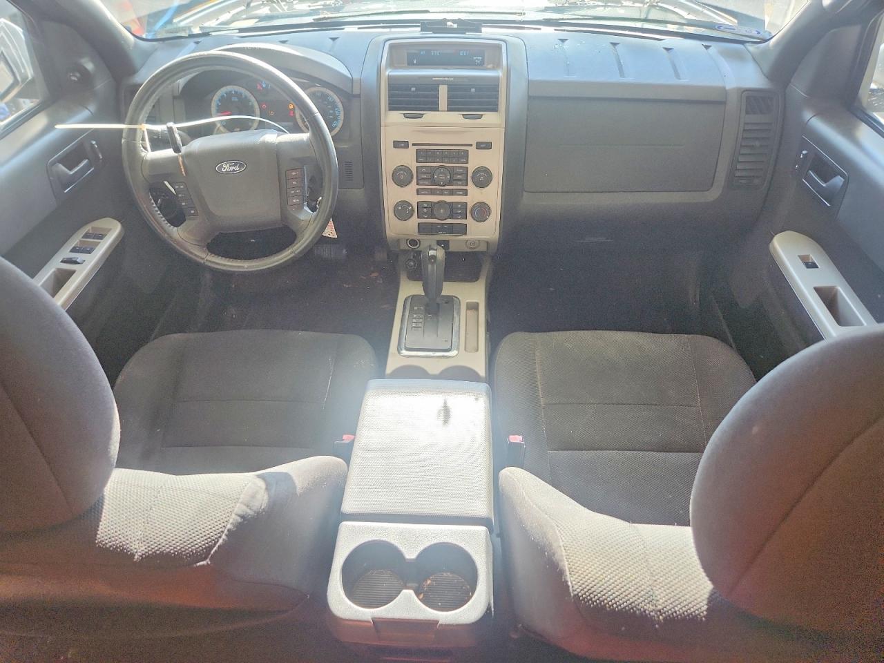 2010 Ford Escape Xlt Black vin: 1FMCU0DG3AKA36162