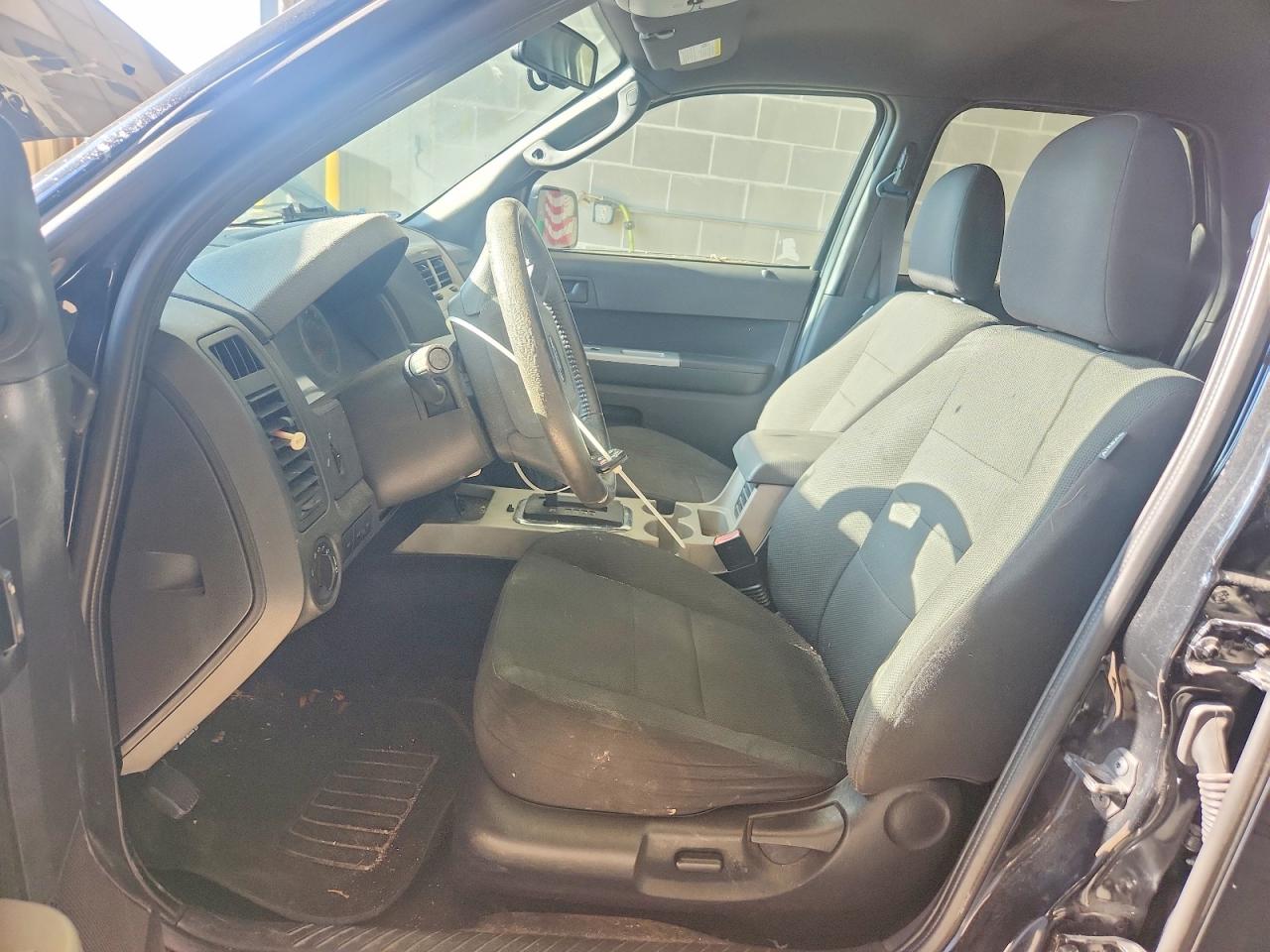 2010 Ford Escape Xlt Black vin: 1FMCU0DG3AKA36162