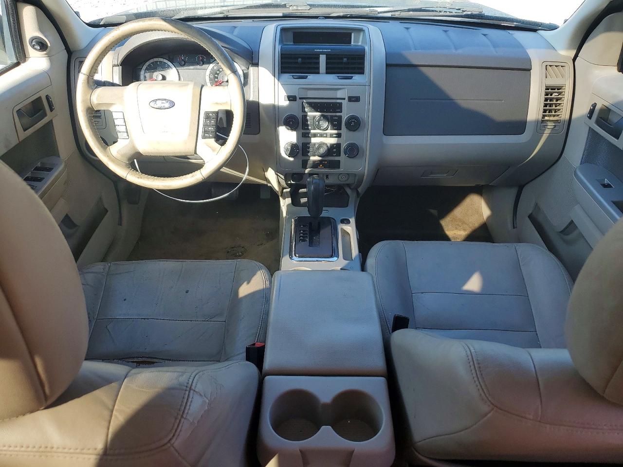 2010 Ford Escape Xlt Turquoise vin: 1FMCU0DG3AKC63304