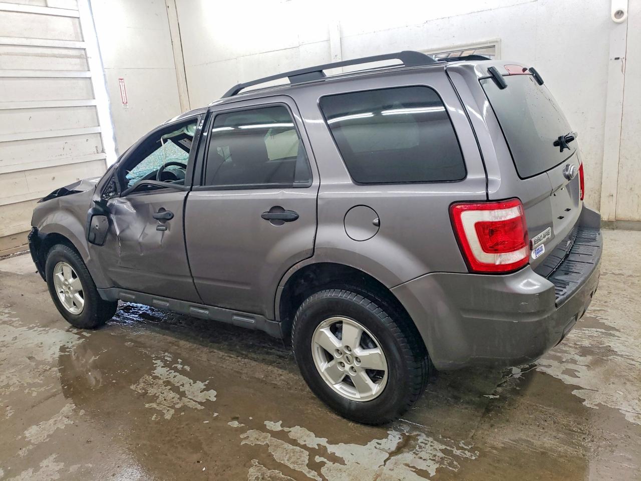 2010 Ford Escape Xlt Gray vin: 1FMCU0DG3AKD24487