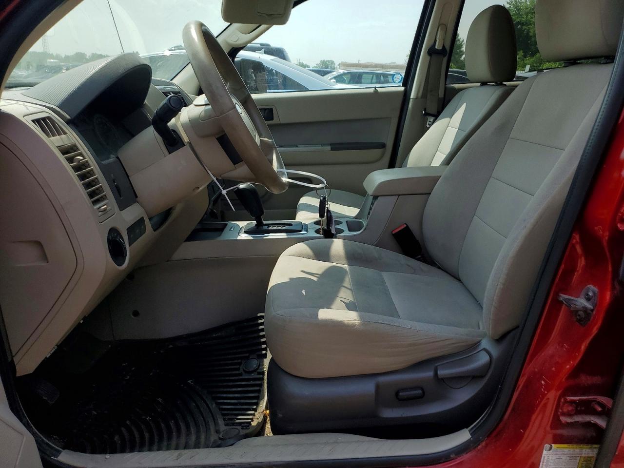 2011 Ford Escape Xlt Красный vin: 1FMCU0DG3BKA35403