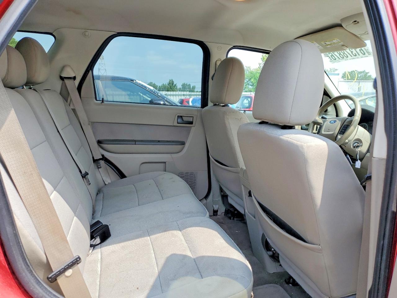 2011 Ford Escape Xlt Красный vin: 1FMCU0DG3BKA35403